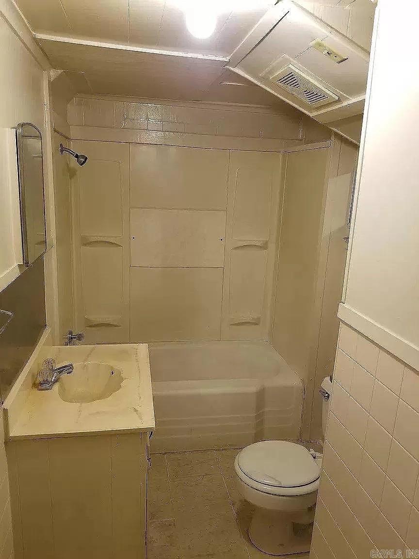 Laskers - Residential Income