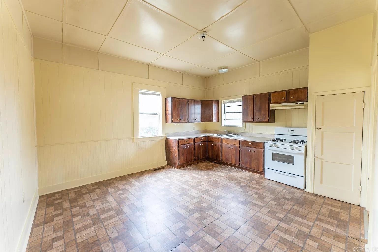 Laskers - Residential Income