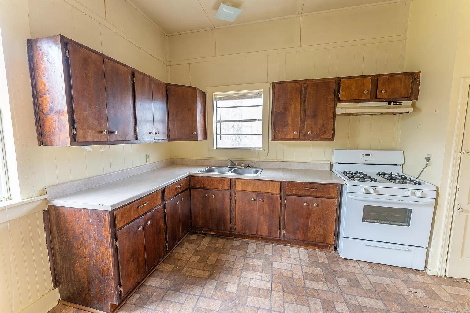 Laskers - Residential Income