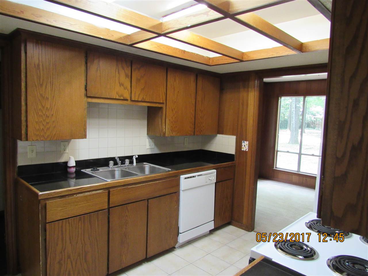 Smokin Oaks - Residential Lease