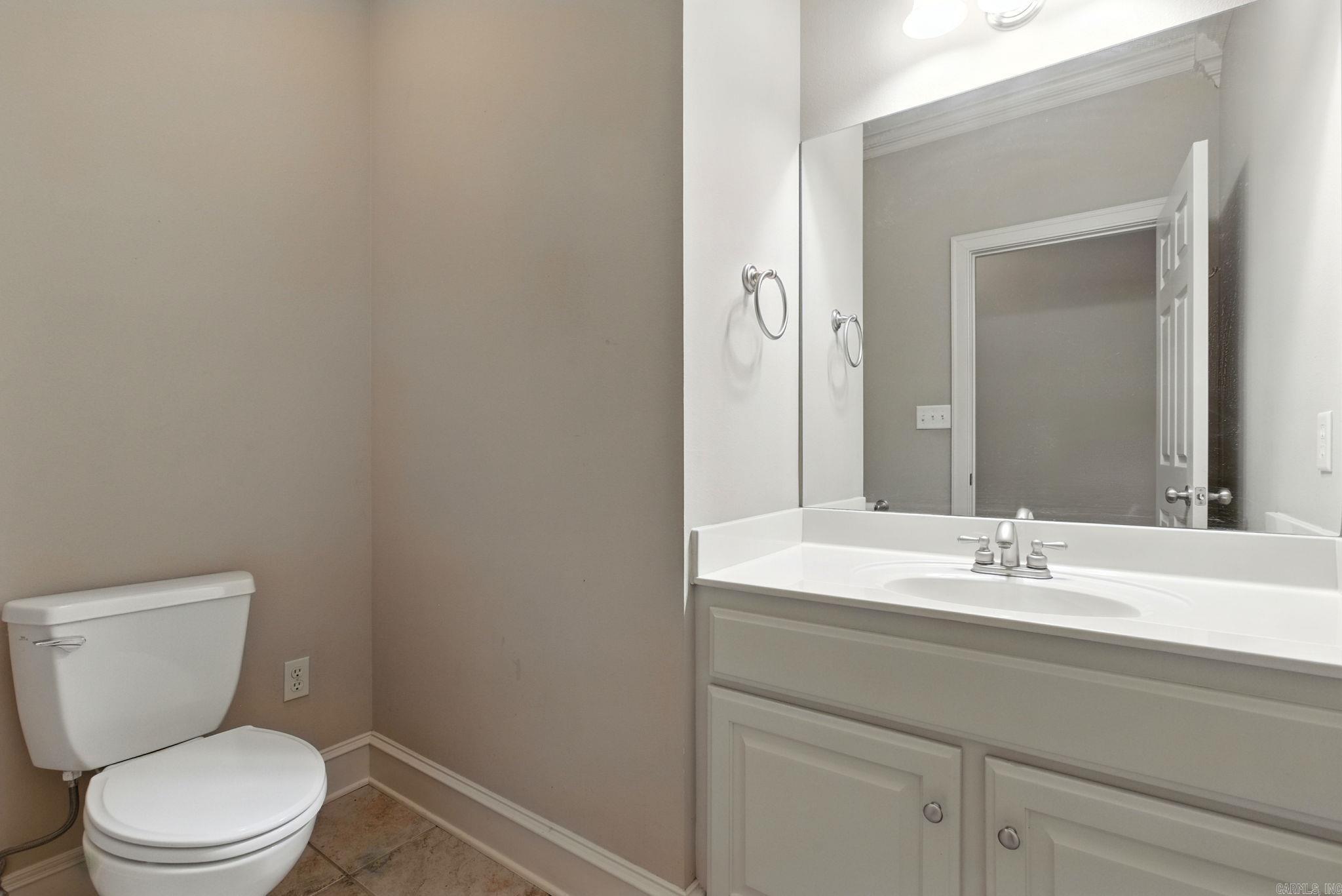 COUNTRY CLUB OF ARK THE - Residential