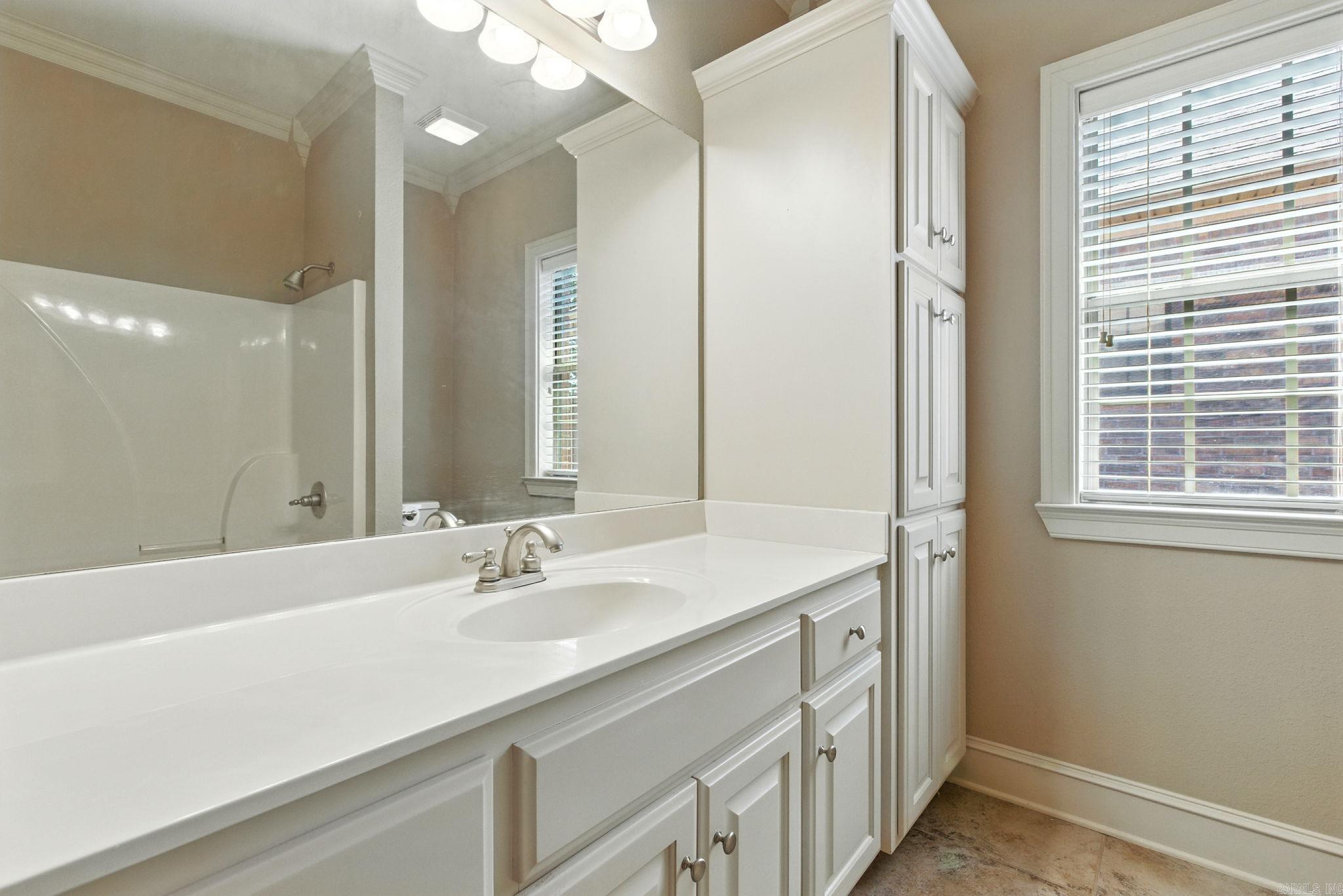 COUNTRY CLUB OF ARK THE - Residential