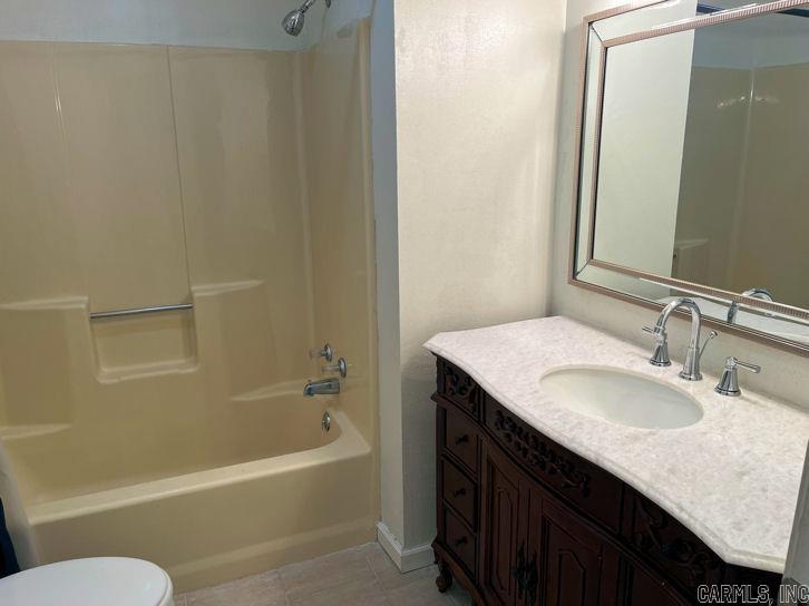 CRYSTAL VALLEY MANOR - Residential