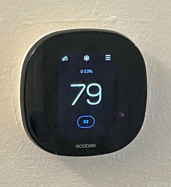 CRYSTAL VALLEY MANOR - Residential