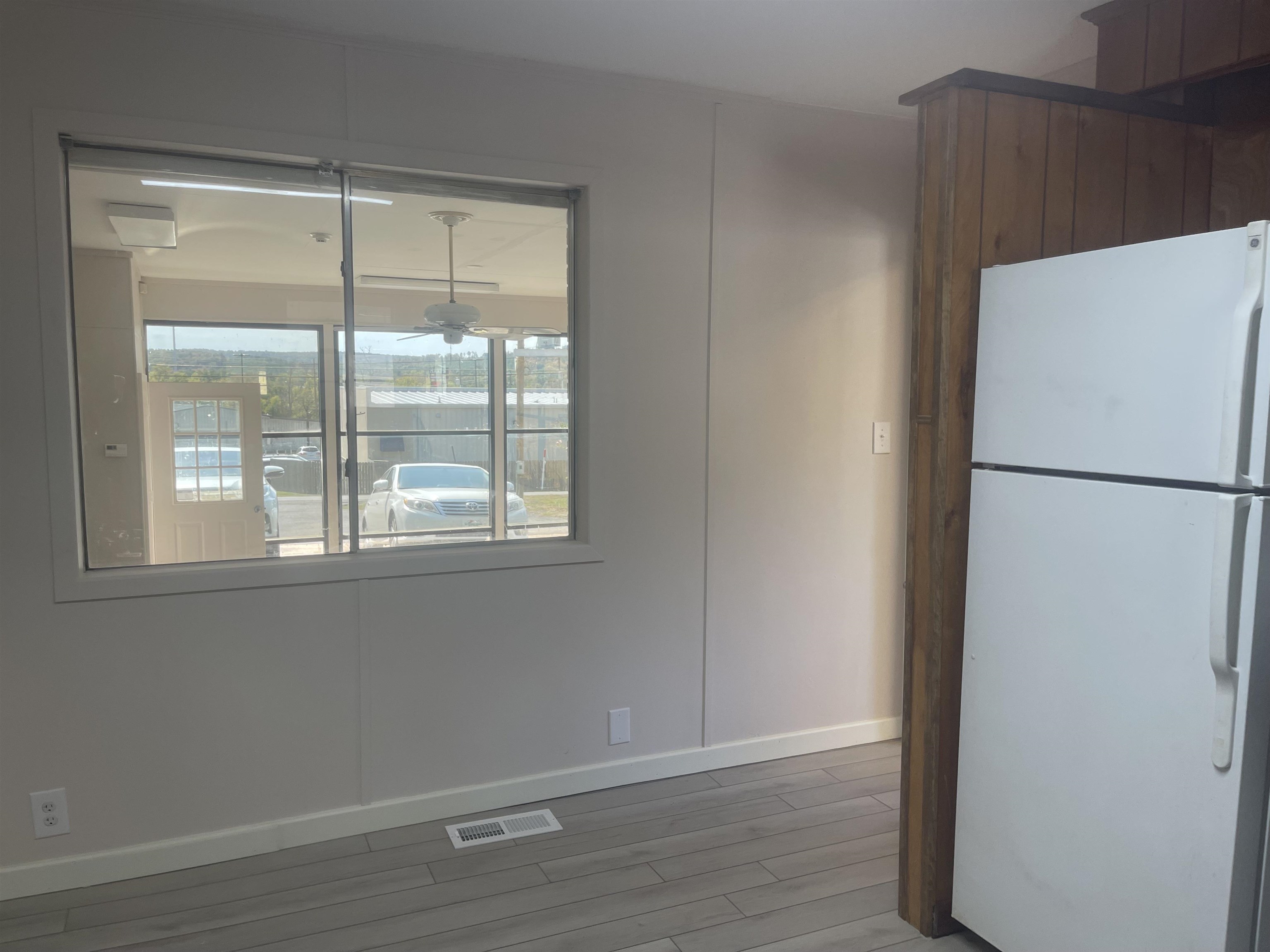 Metes & Bounds - Commercial Sale