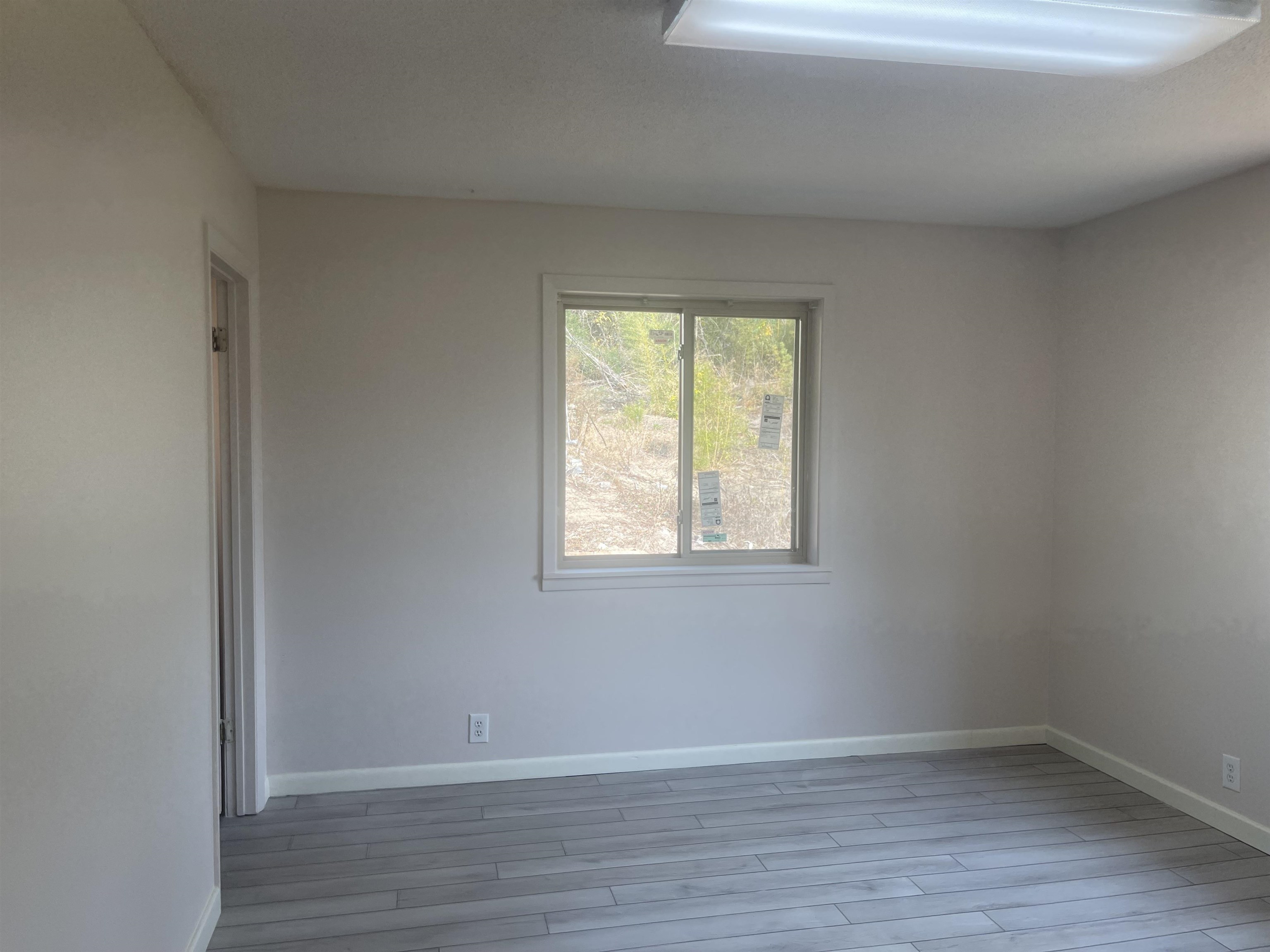 Metes & Bounds - Commercial Sale