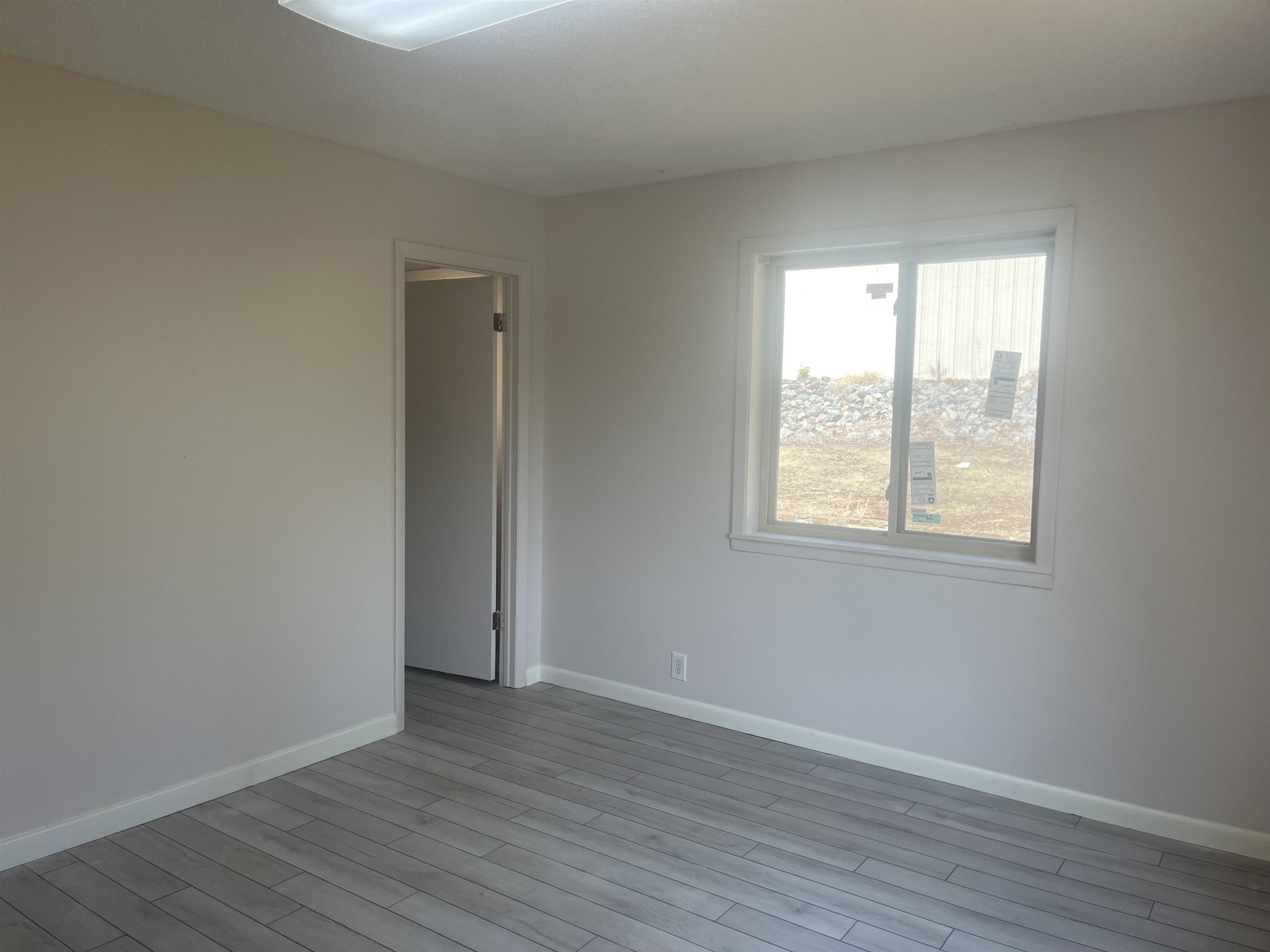 Metes & Bounds - Commercial Sale