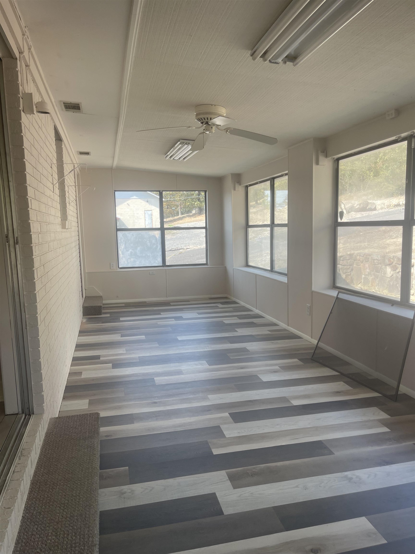 Metes & Bounds - Commercial Sale