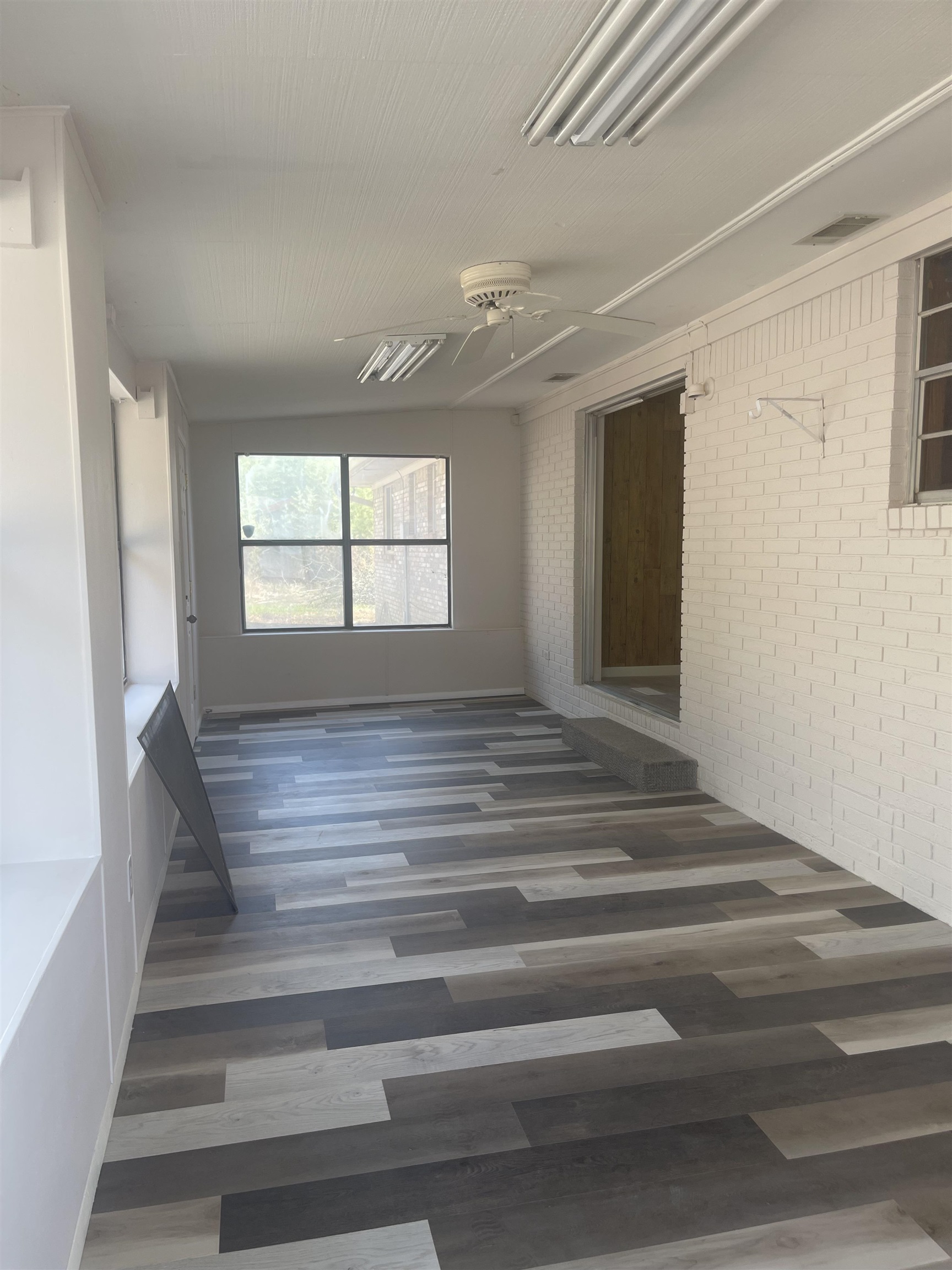 Metes & Bounds - Commercial Sale