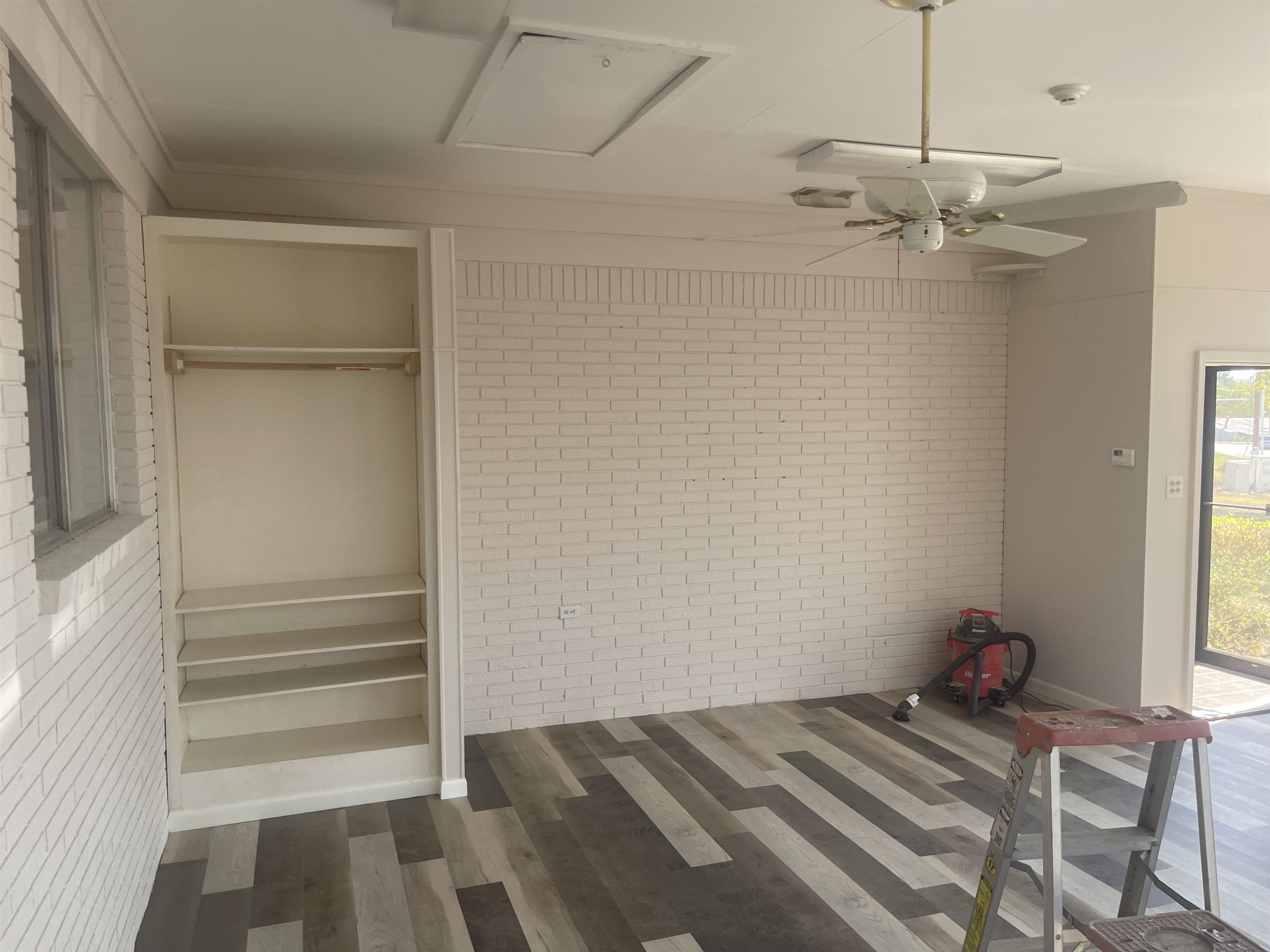 Metes & Bounds - Commercial Sale