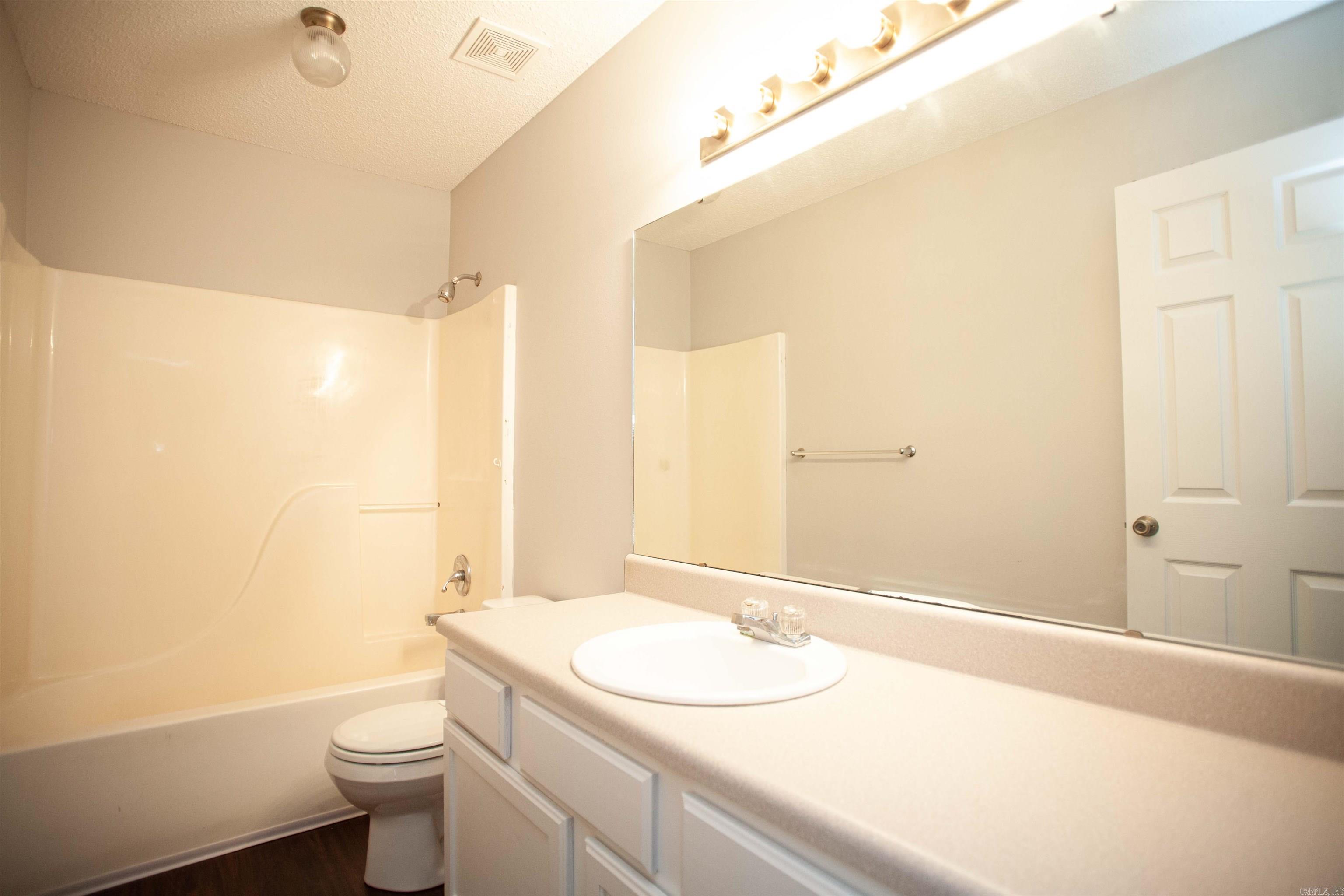 Meadowlake - Residential Lease