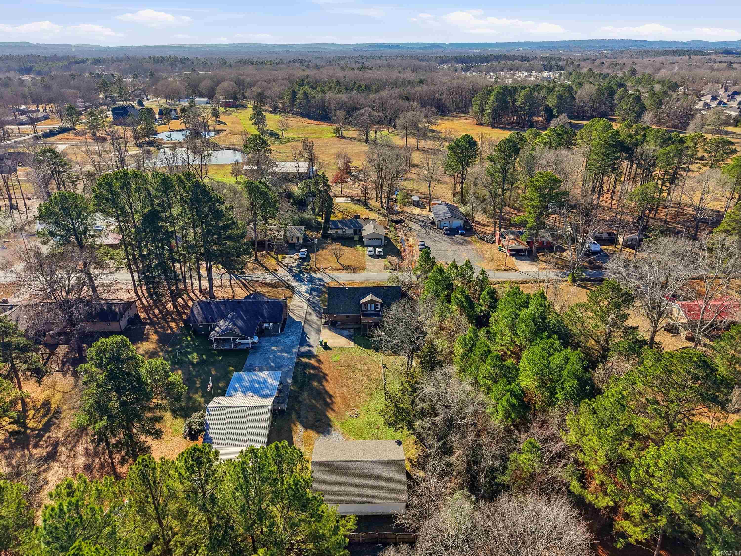 LONE PINE - Residential