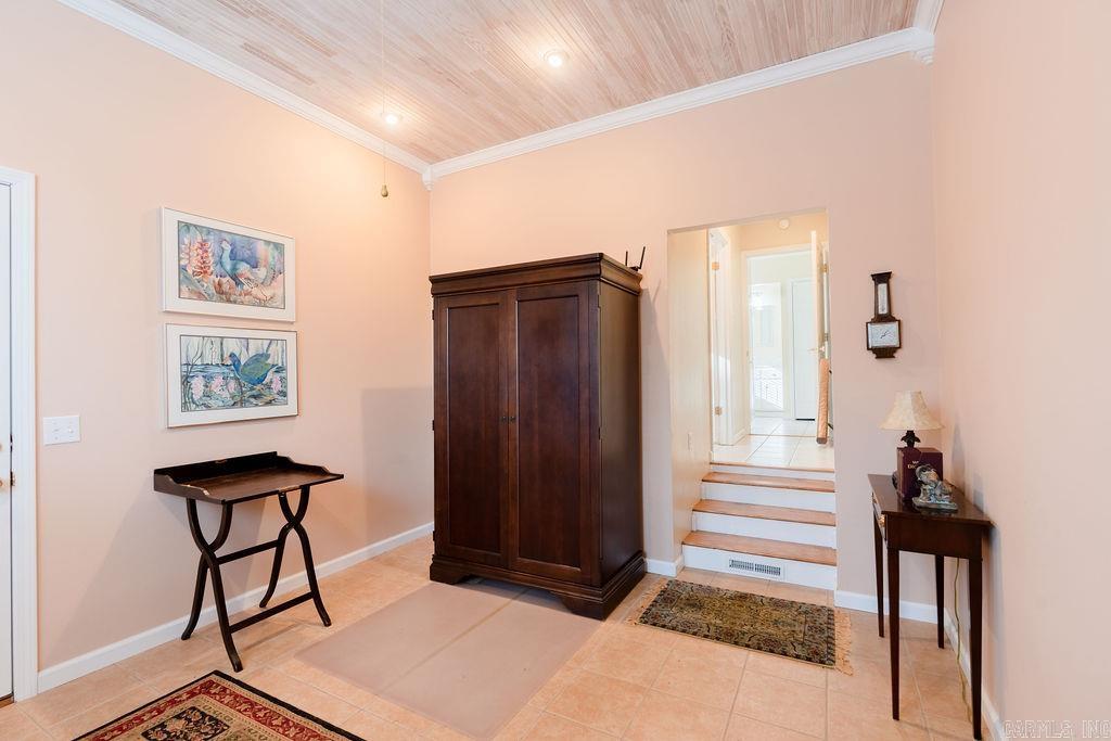 HUNTINGTON PLACE - Residential