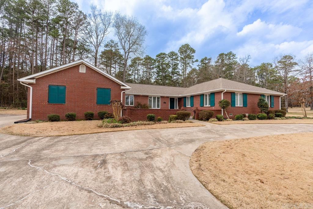 HUNTINGTON PLACE - Residential