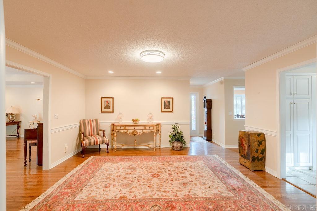 HUNTINGTON PLACE - Residential