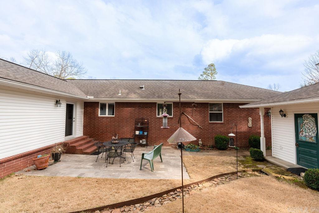 HUNTINGTON PLACE - Residential