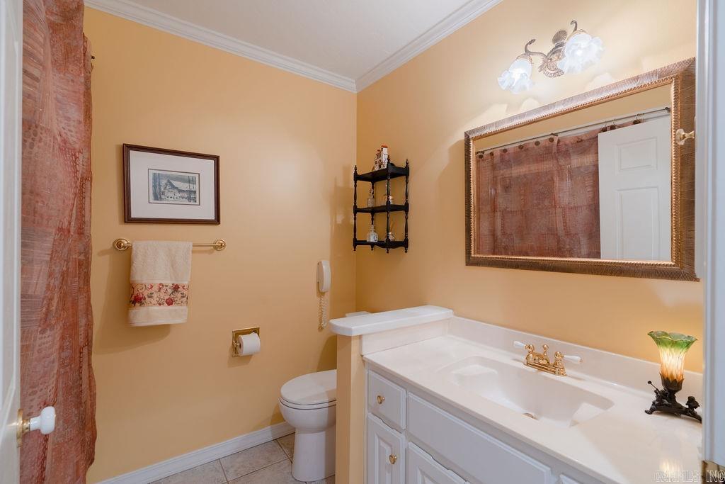 HUNTINGTON PLACE - Residential