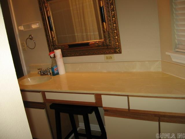 SUMMERHILL PLACE CONDOS - Residential