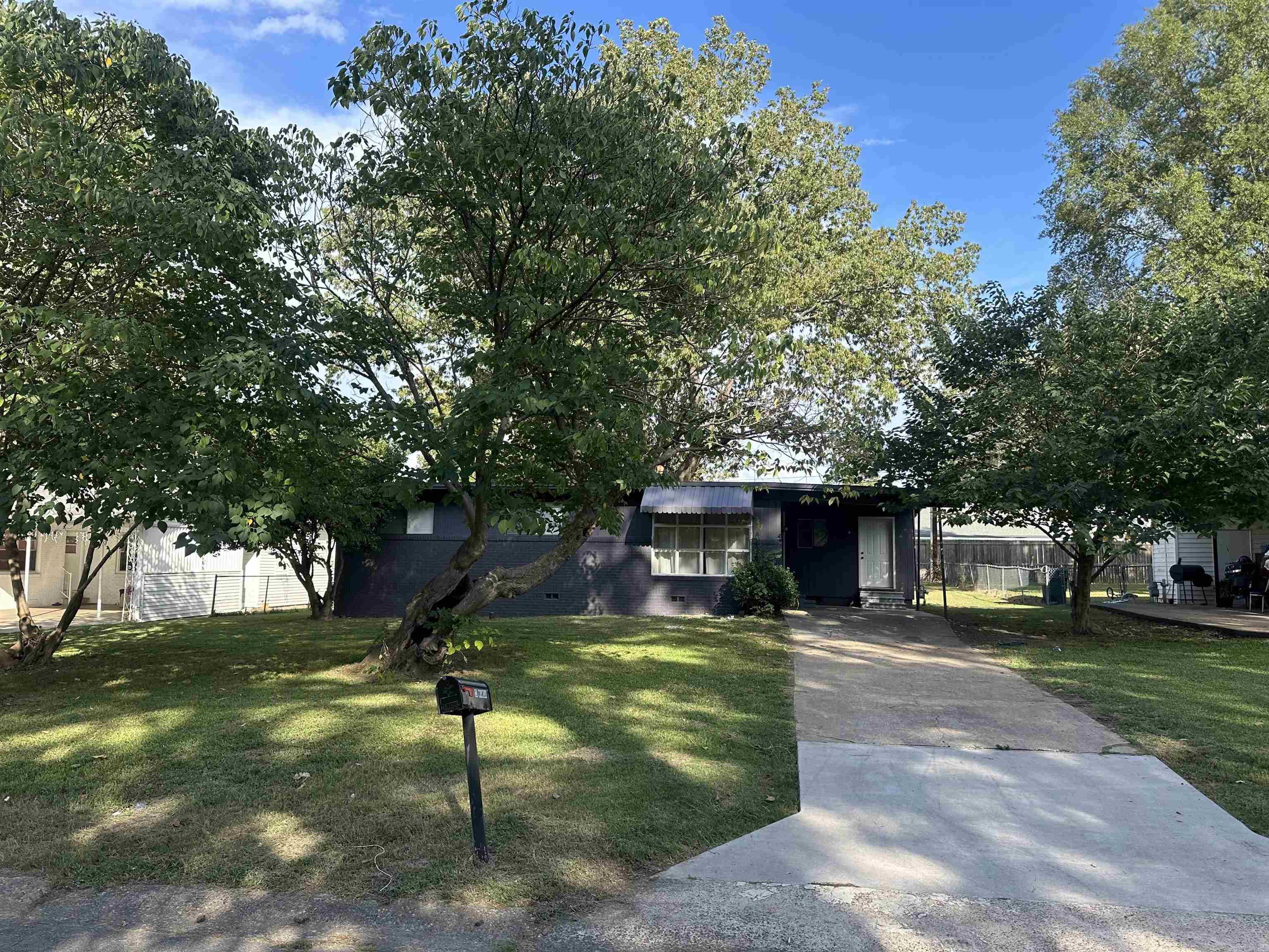 Charming 4-bedroom, 2-bath bungalow with a fresh remodel, move-in ready for its new owner. Inside, you’ll find plenty of space to make it your own, while outside offers large front and back yards perfect for relaxation or play. Don’t miss this opportunity—schedule your showing today!