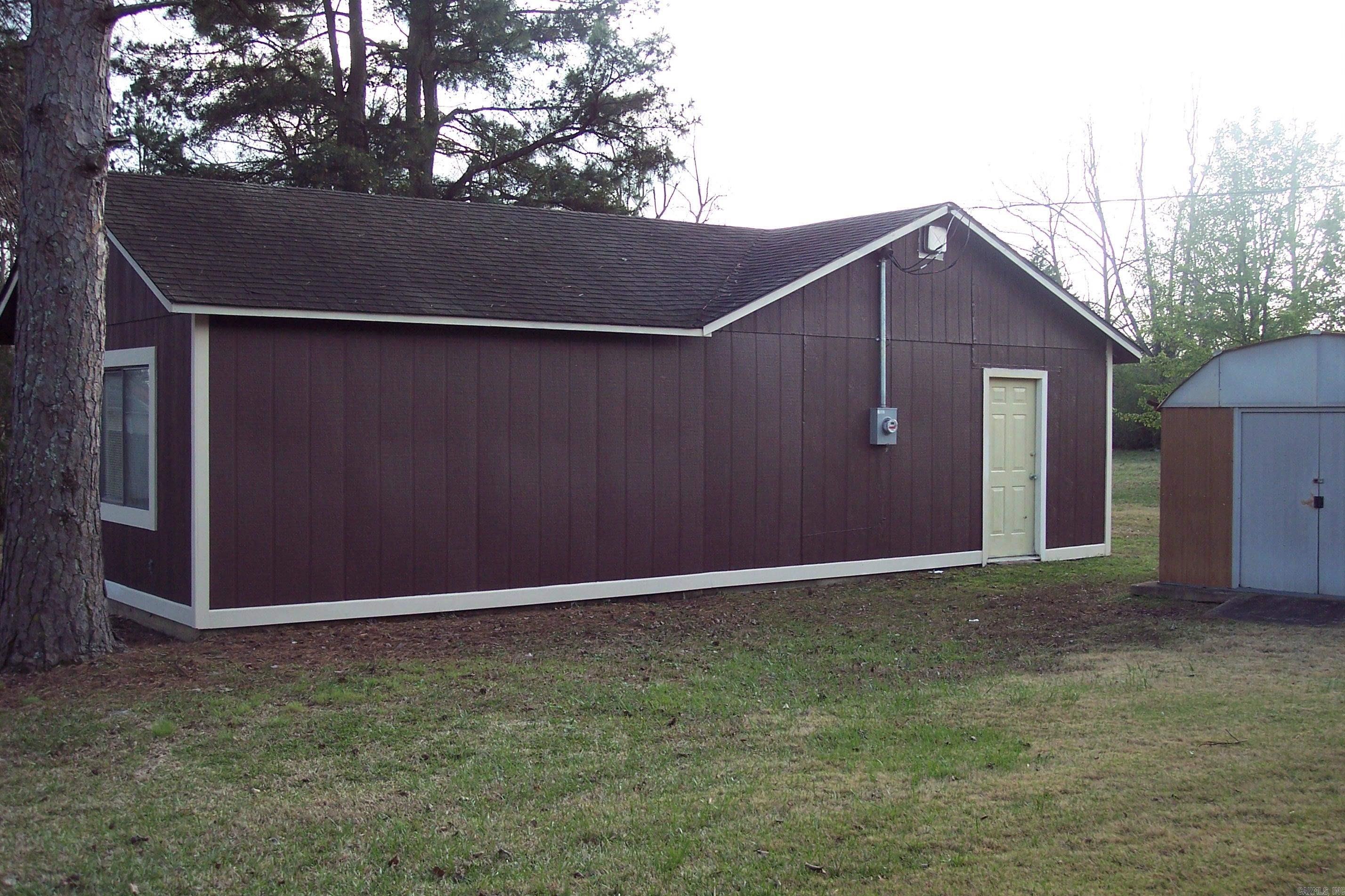 Vineyard - Residential Income