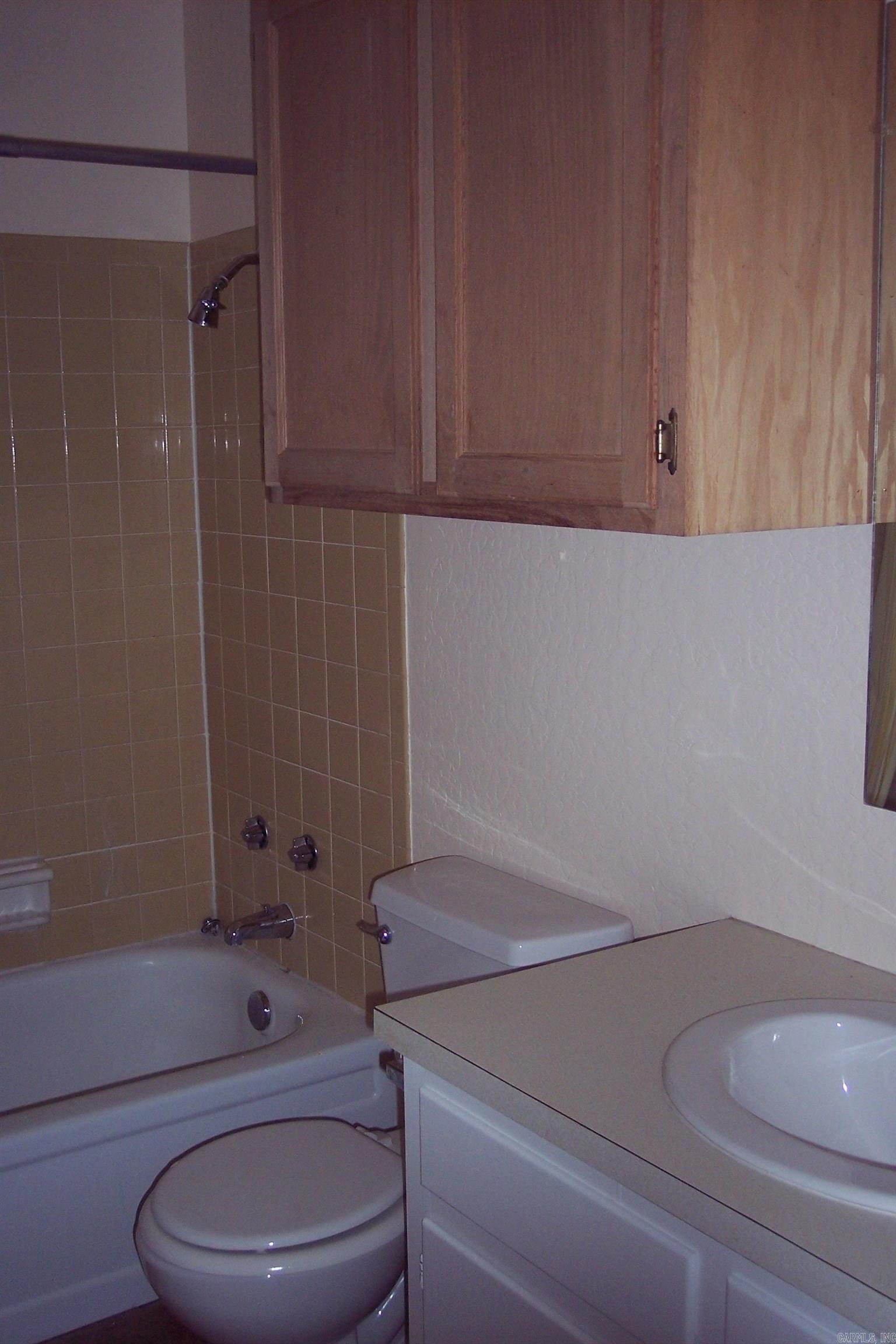 Vineyard - Residential Income