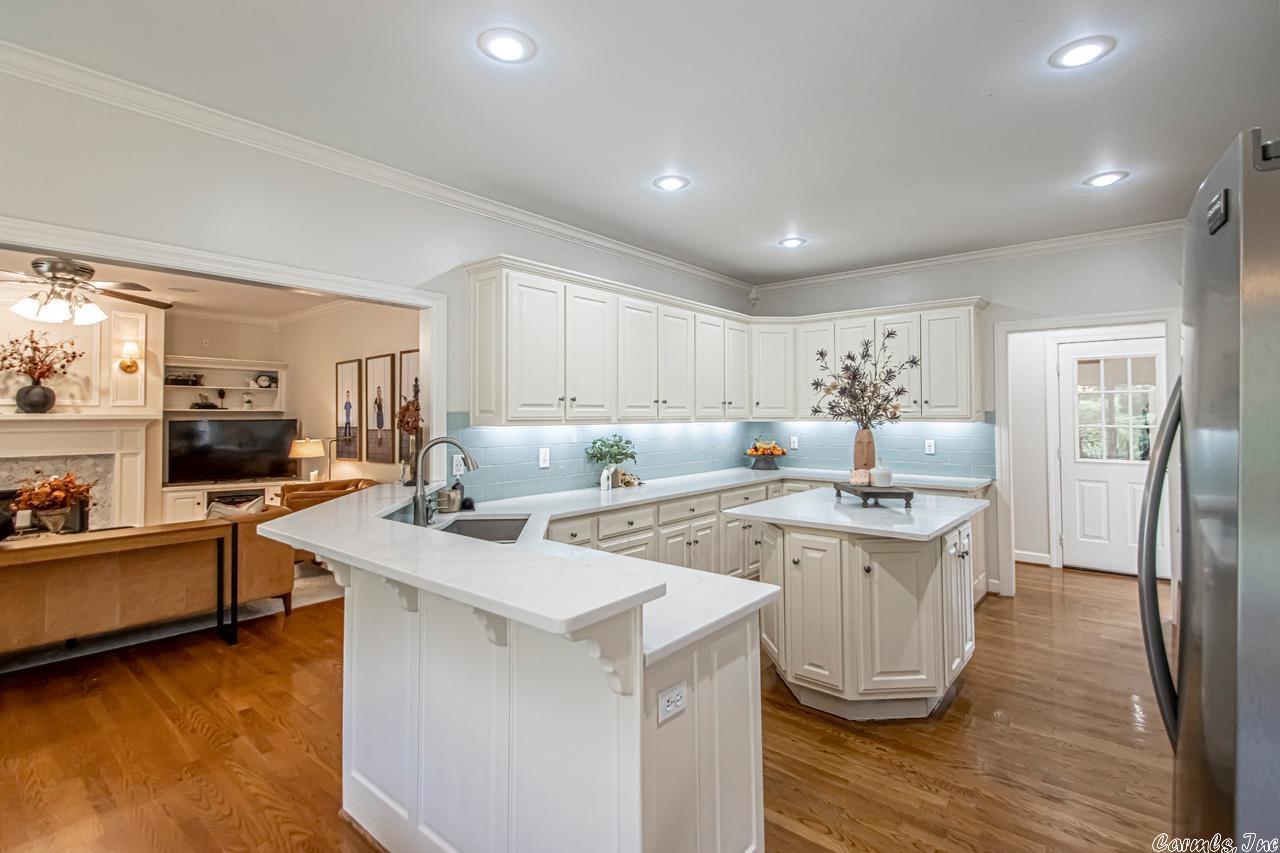 CHENAL VALLEY LAMARCHE PLACE NBH - Residential