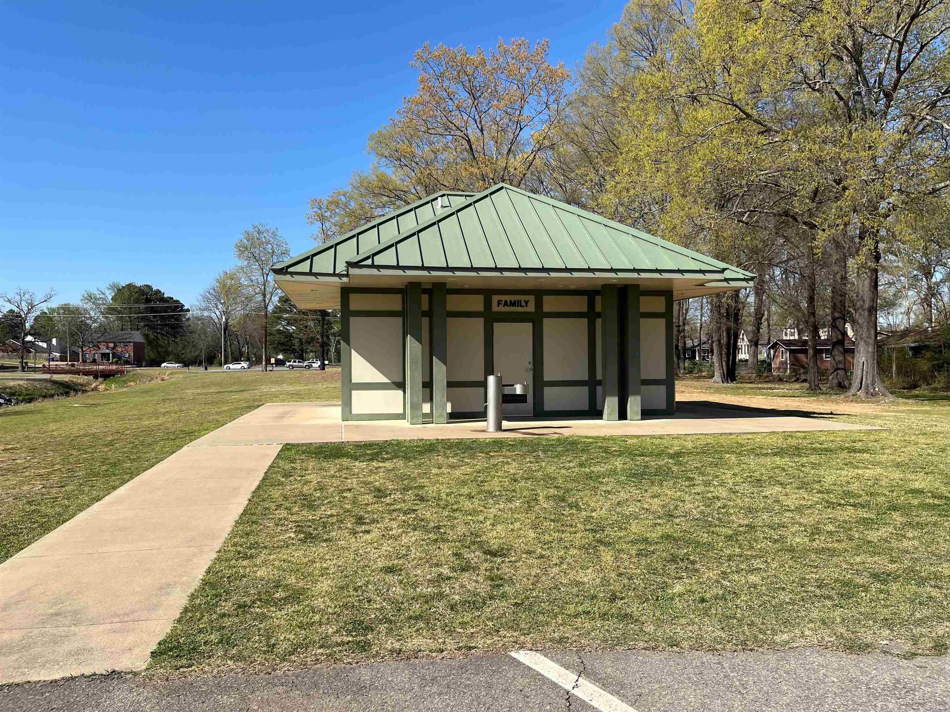 WESTWOOD GARDENS - Residential