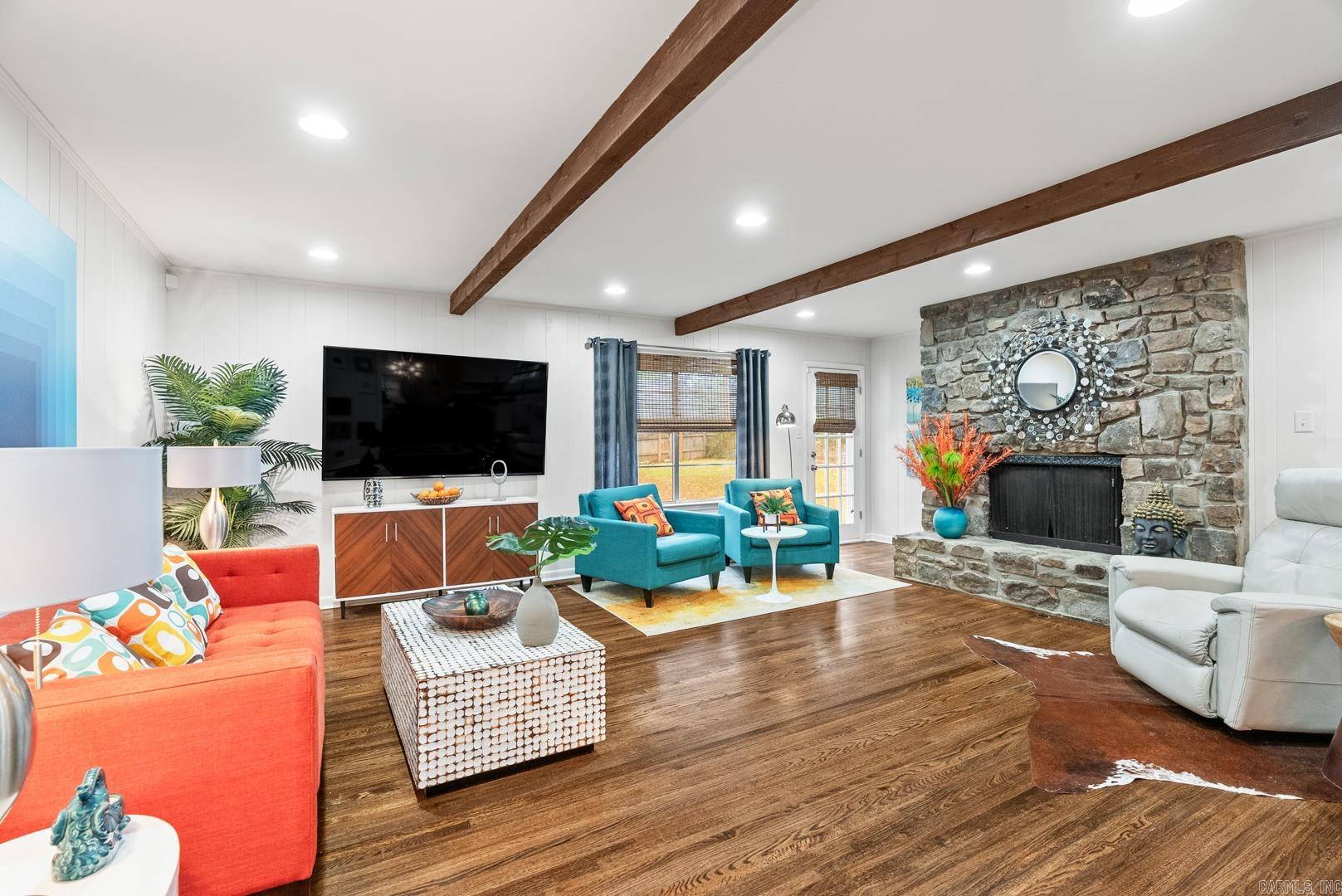 COLONY WEST - Residential