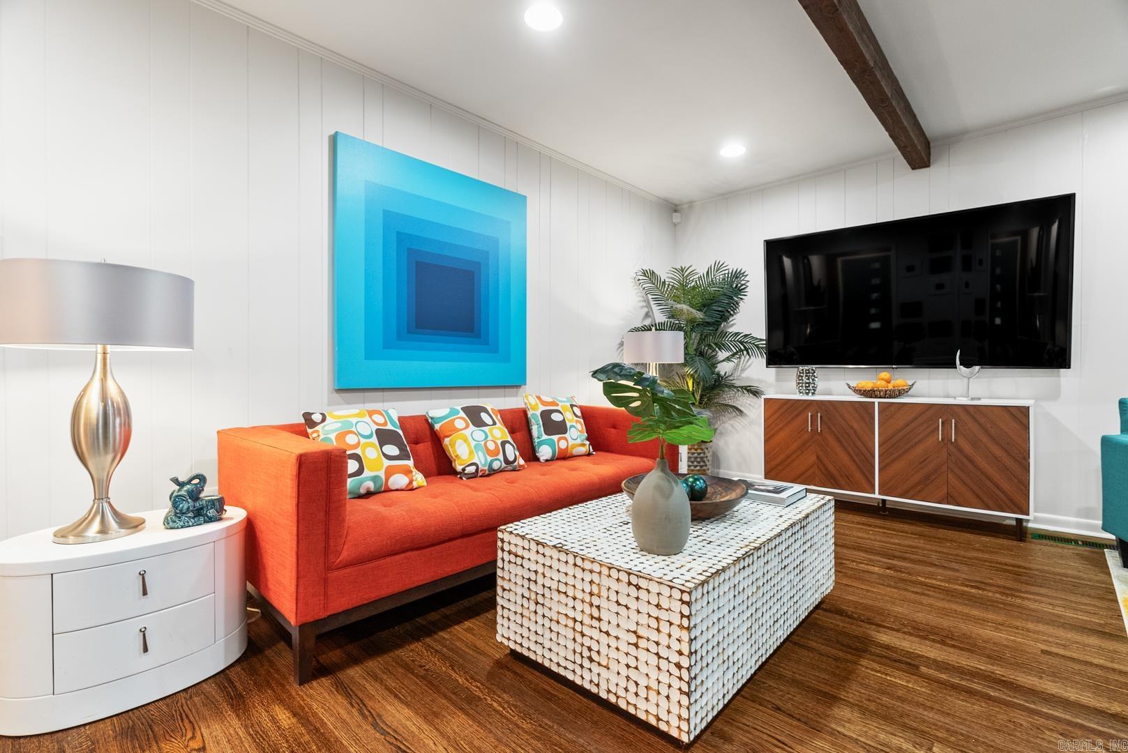 COLONY WEST - Residential