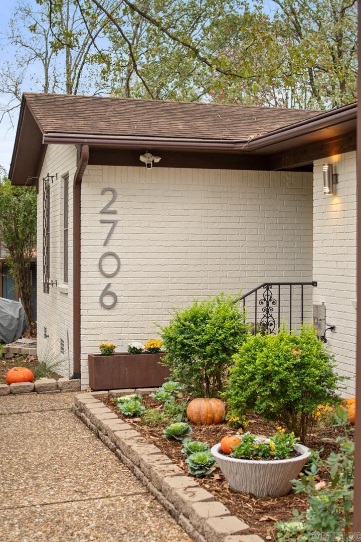 COLONY WEST - Residential