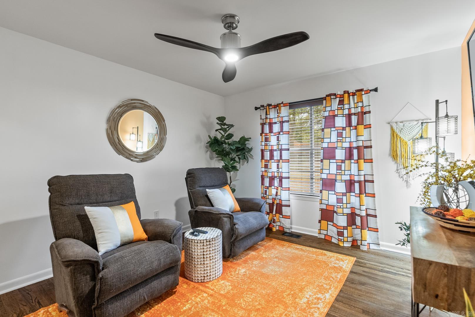 COLONY WEST - Residential