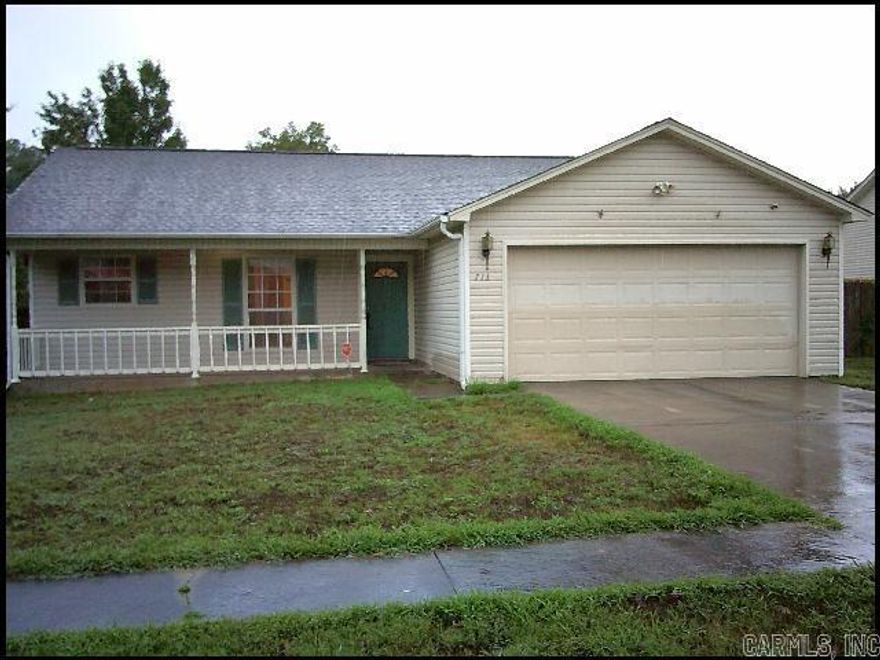 *BRYANT* BEAUTIFUL UPDATED HOME IN BRYANT MEADOWS!! This 3 Bed And 2 Bath Home Features Almost 1400 Sqft! Crown Molding And Baseboards! Granite Counters And High-End Sinks/Faucets In Kitchen And Baths, Tile Backsplash In Kitchen, And Stainless Steel Appliances Including Gas Range With Convection Oven (Refrigerator is As-Is)! Upgraded Schlage Deadbolts And Door Handles Throughout! Designer Towel Bars And Shower Curtain Rods, With Many More Custom Features! Fireplace And Vaulted Ceiling in Living Room! Large Storage Shed (As Is) In Large Flat Backyard! Very Close To Area Bryant Schools. NO SMOKING! PET FRIENDLY!! AVAILABLE NOW!!! <a href='https://raineyrealty.com/virtualtour.php?r=noZyvt'> Click here for a 360° Virtual Tour</a>