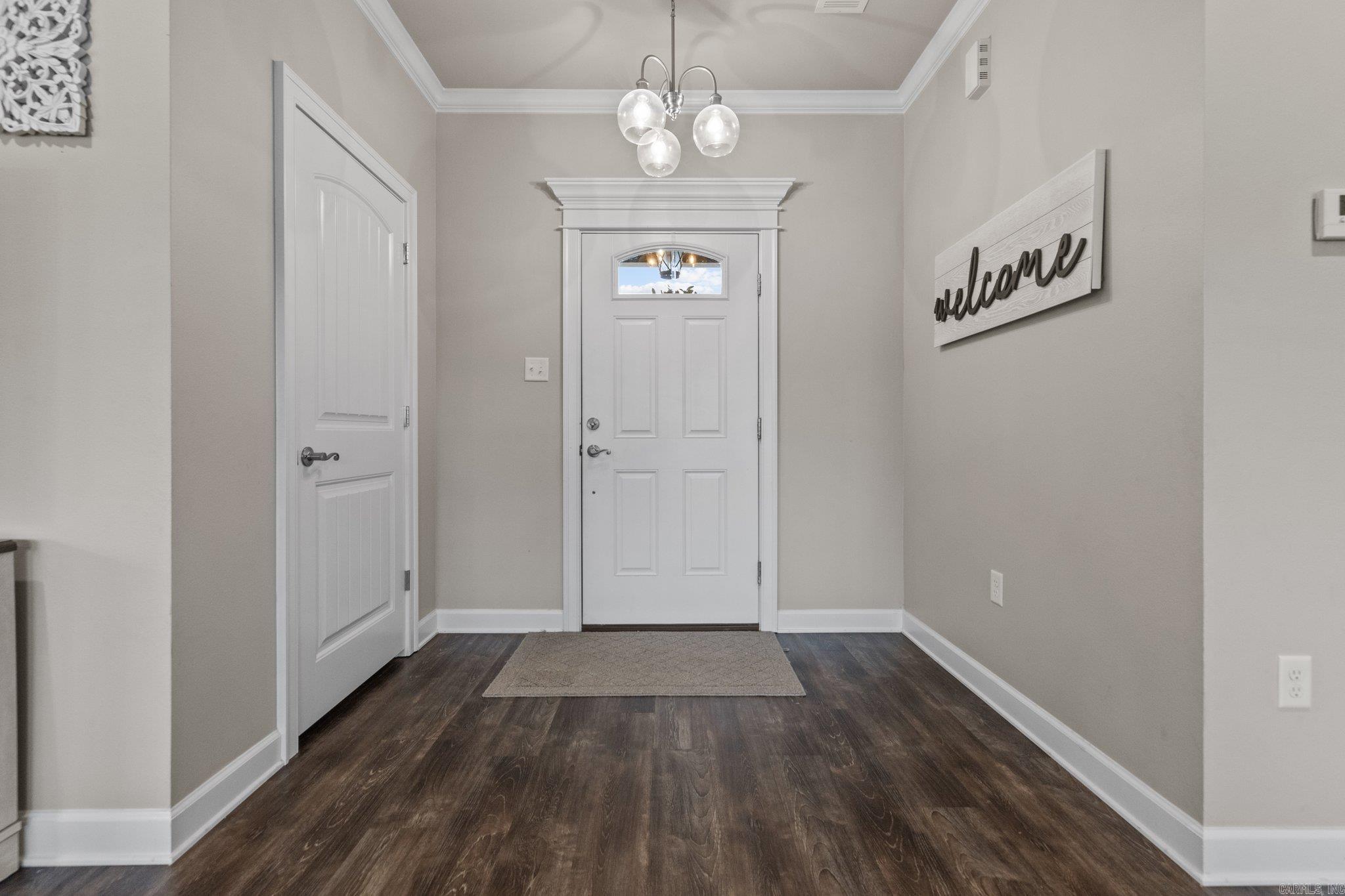 HUNTINGTON ESTATES - Residential