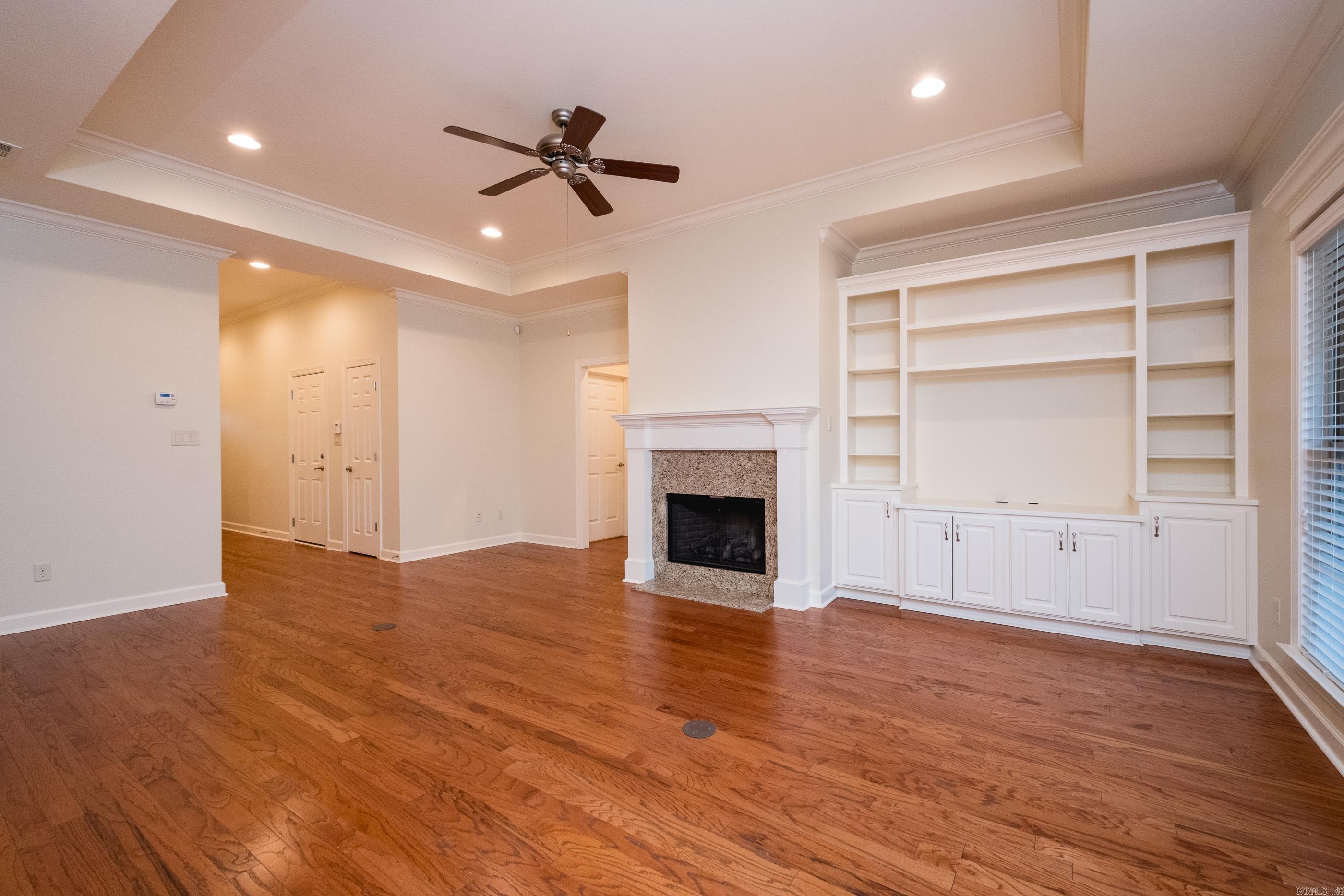 VALLEY VIEW - Residential