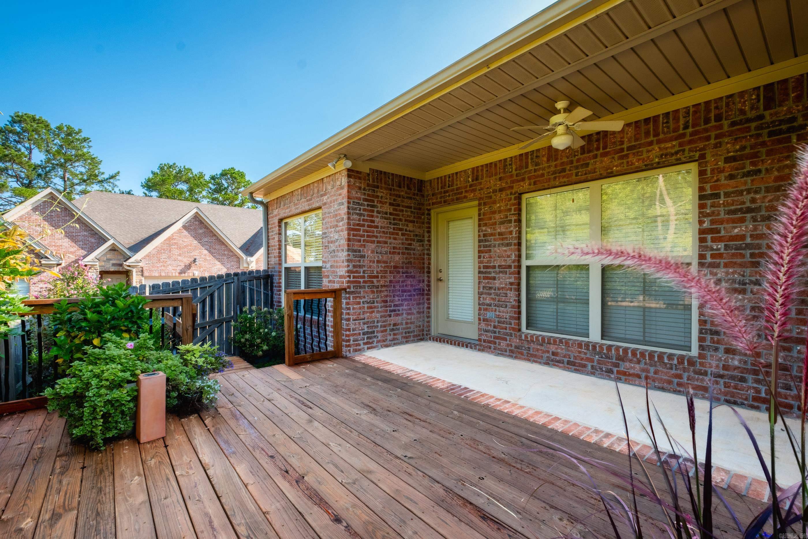 VALLEY VIEW - Residential