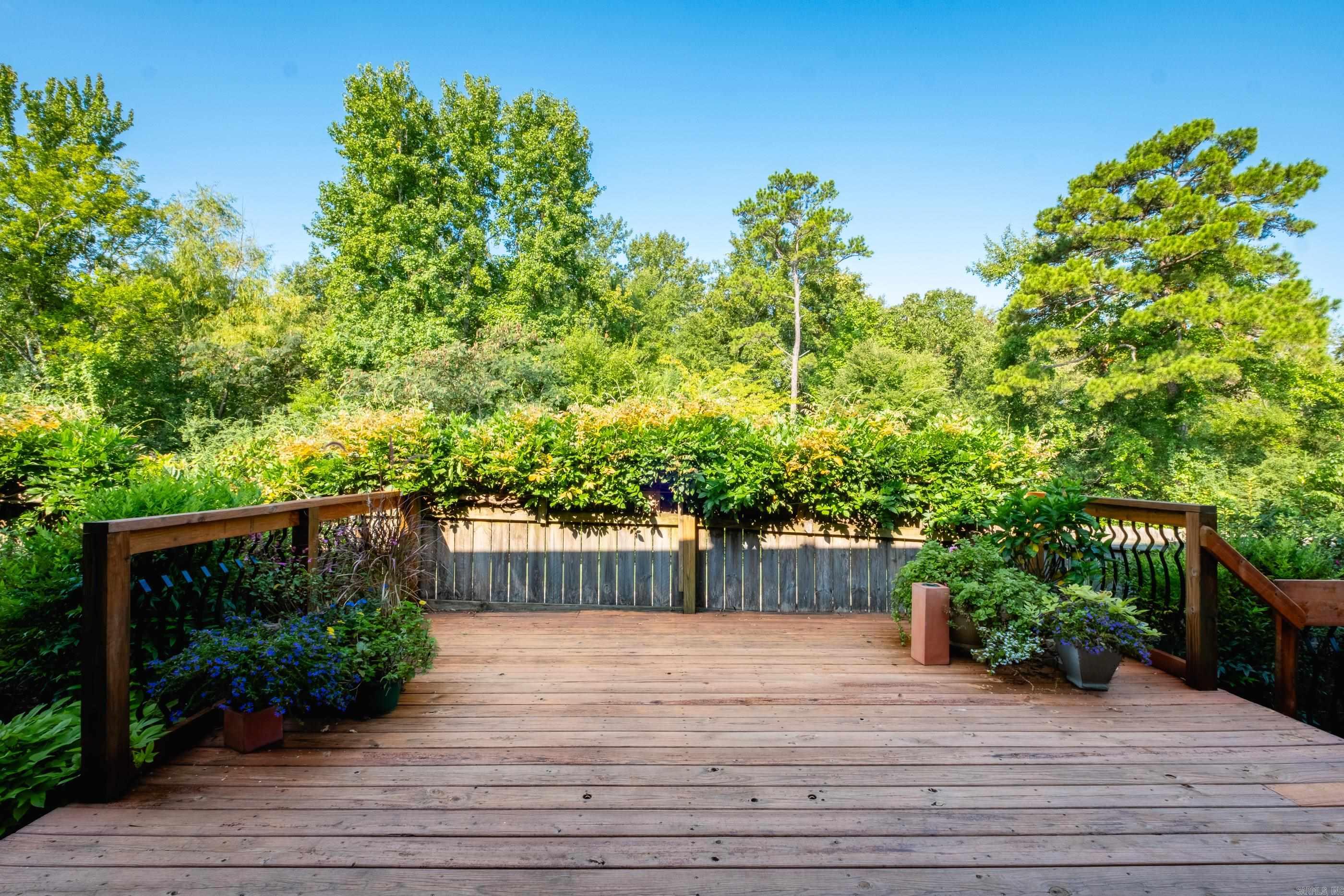 VALLEY VIEW - Residential