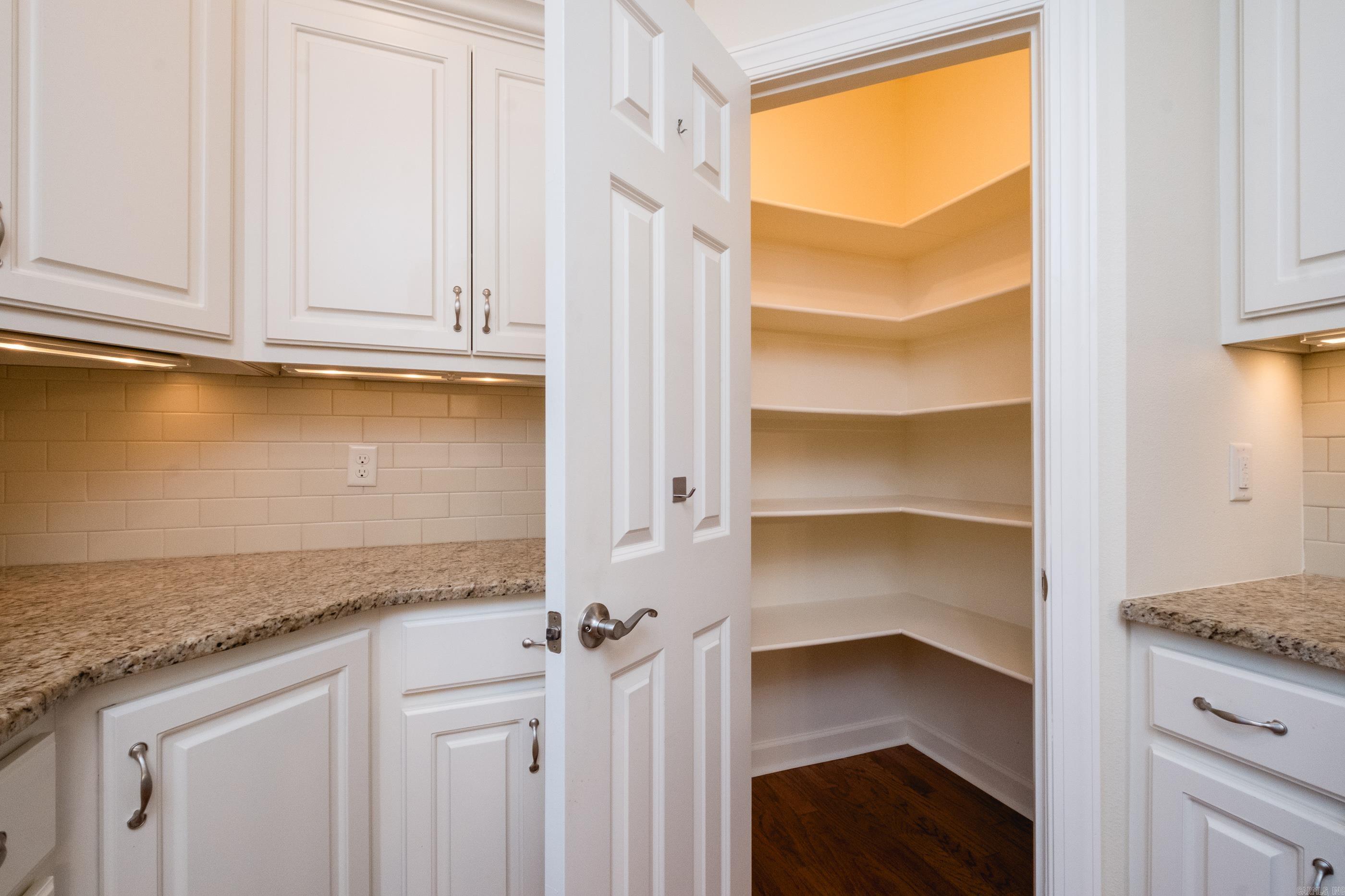 VALLEY VIEW - Residential