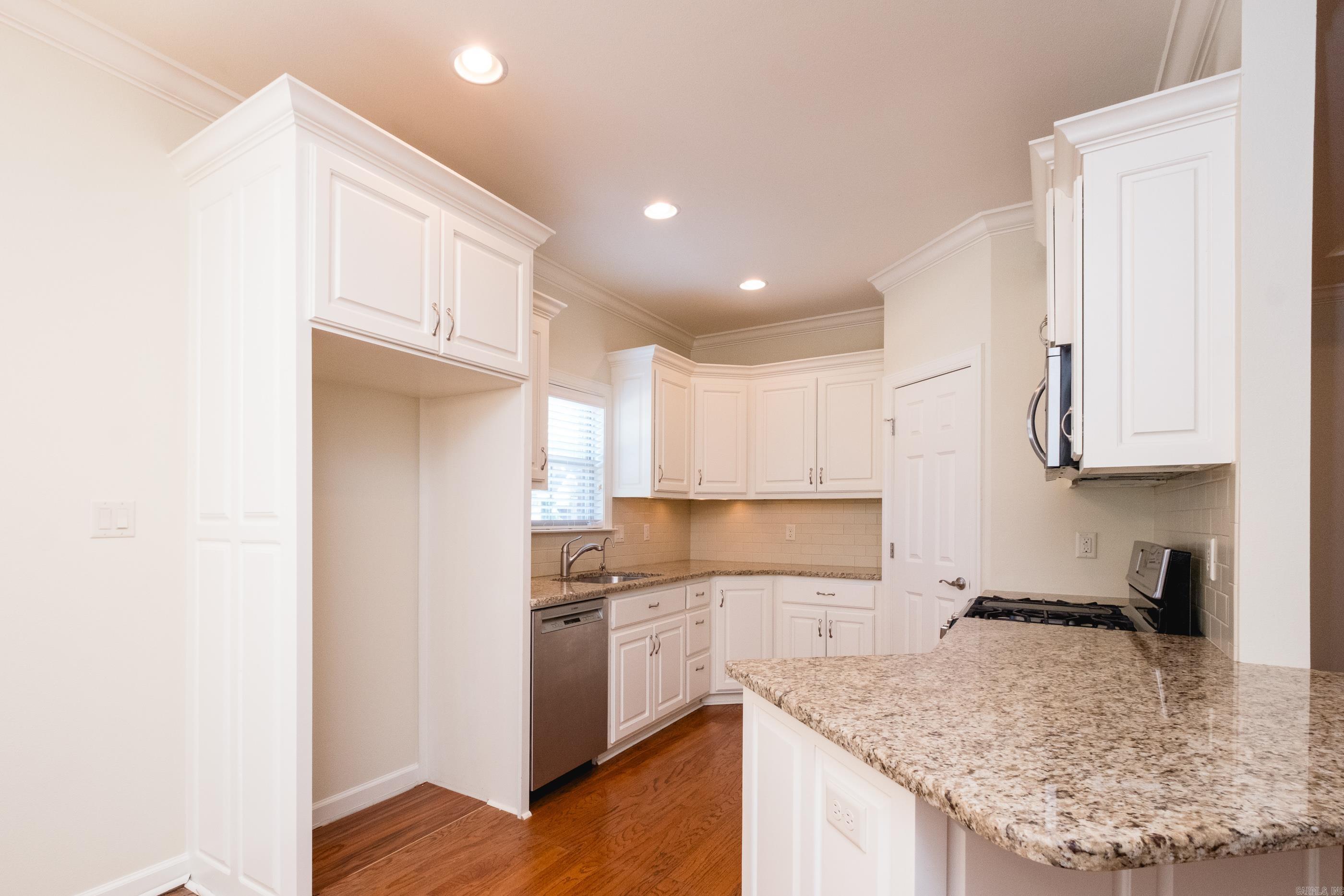 VALLEY VIEW - Residential