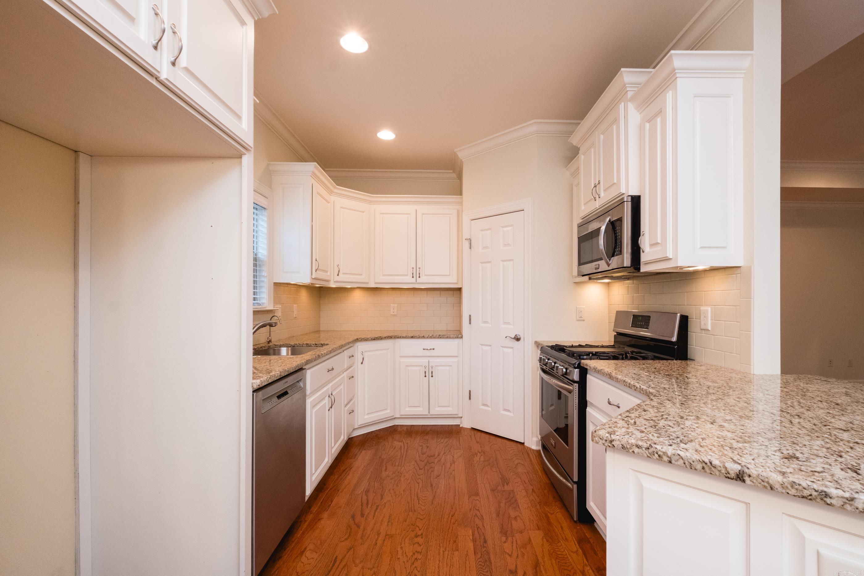 VALLEY VIEW - Residential