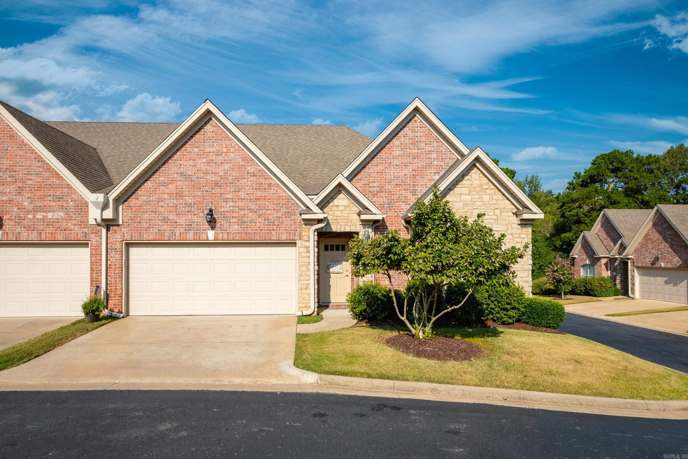 VALLEY VIEW - Residential