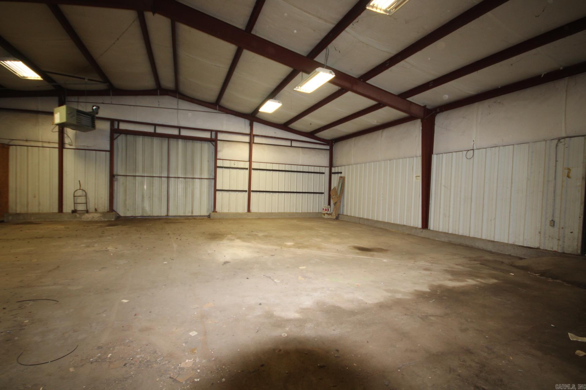 NEW NASHVILLE - Commercial Sale