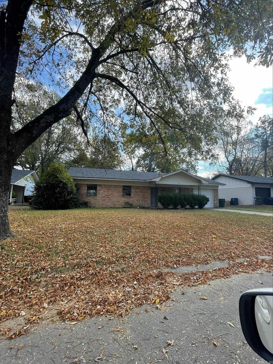 Discover the potential in this 3-bedroom, 2-bathroom, 1,200 square foot home located in Northwest Conway. With a two-year-old roof and a six-year-old HVAC system, the major updates are already taken care of, allowing you to focus on refreshing the interior and making it your own.  This is a great chance to design a space that truly reflects your style, with the opportunity to add your personal touch to each room.This property offers an ideal canvas for a remodel, with solid bones and value-add potential through modern updates.  Whether you’re envisioning your next home or a smart addition to your portfolio, this property presents multiple pathways to enhance its appeal and create lasting value. Don’t miss out on this opportunity to bring new life into a home with endless possibilities!