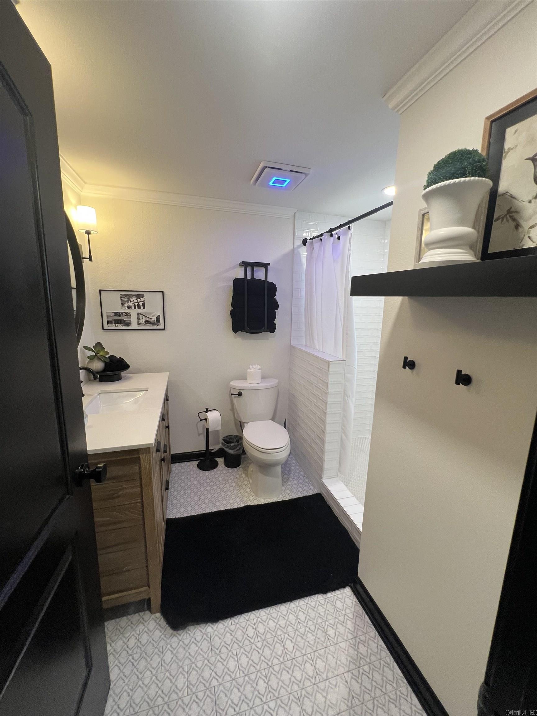 CATHERINE SHORES - Residential