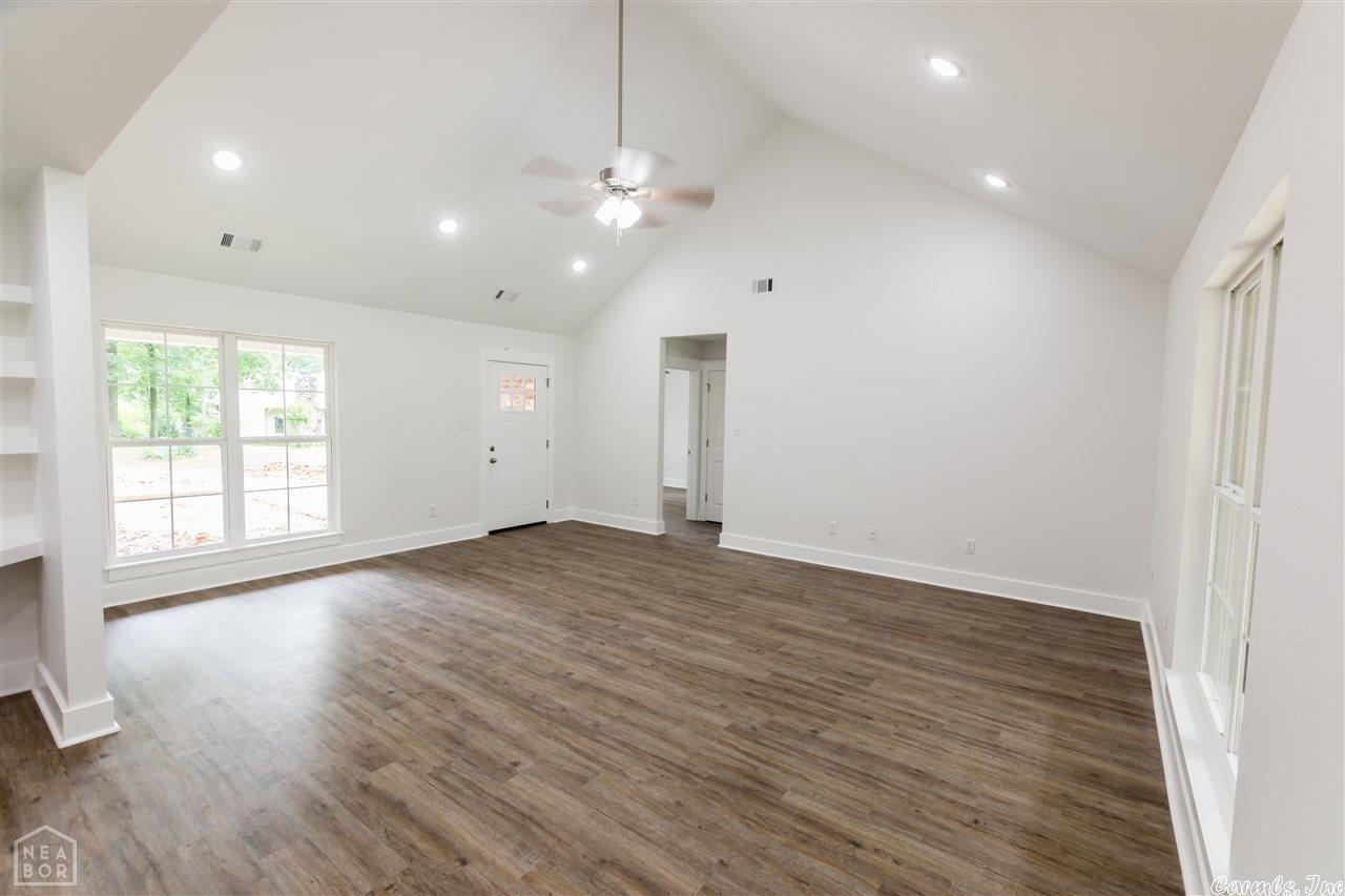 Smokin Oaks - Residential Lease