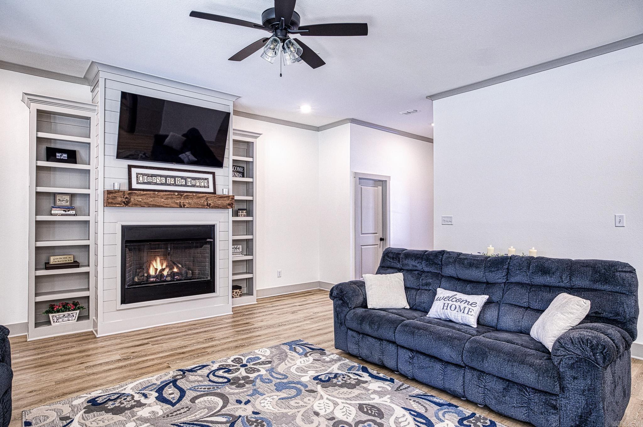 Estrella - Residential