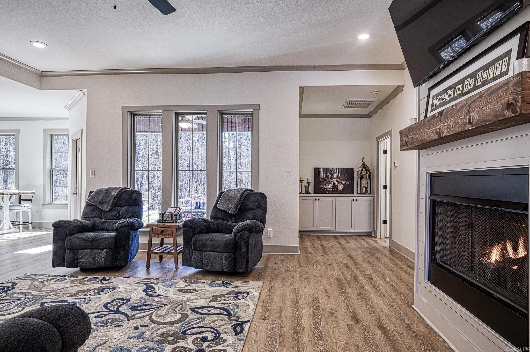 Estrella - Residential