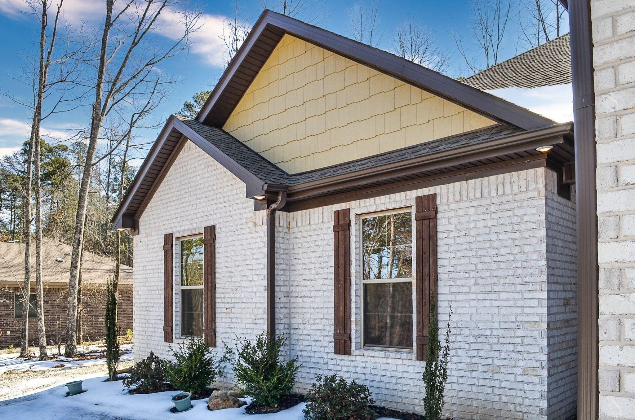 Estrella - Residential