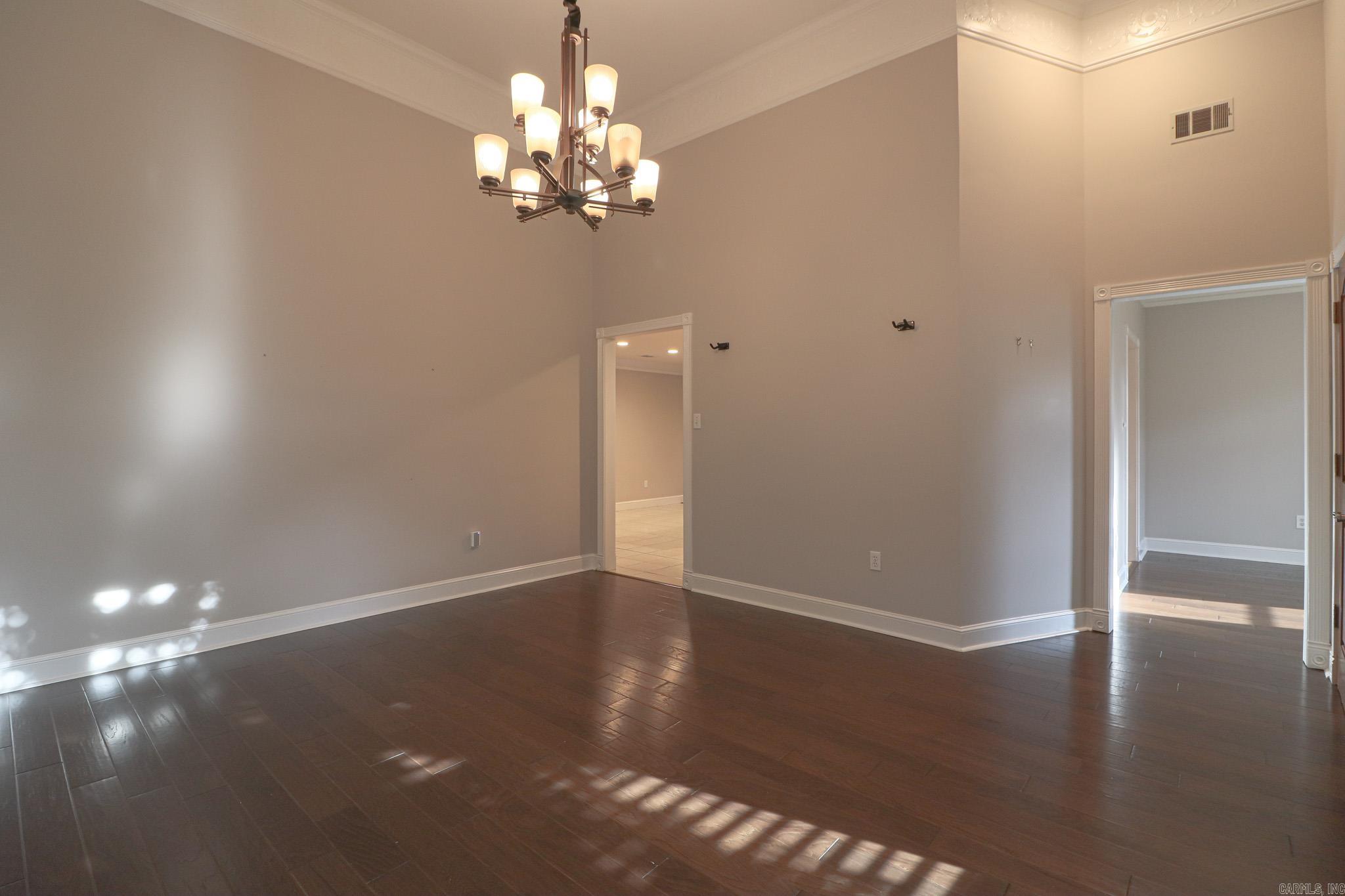 WOODSPRINGS ESTATES - Residential