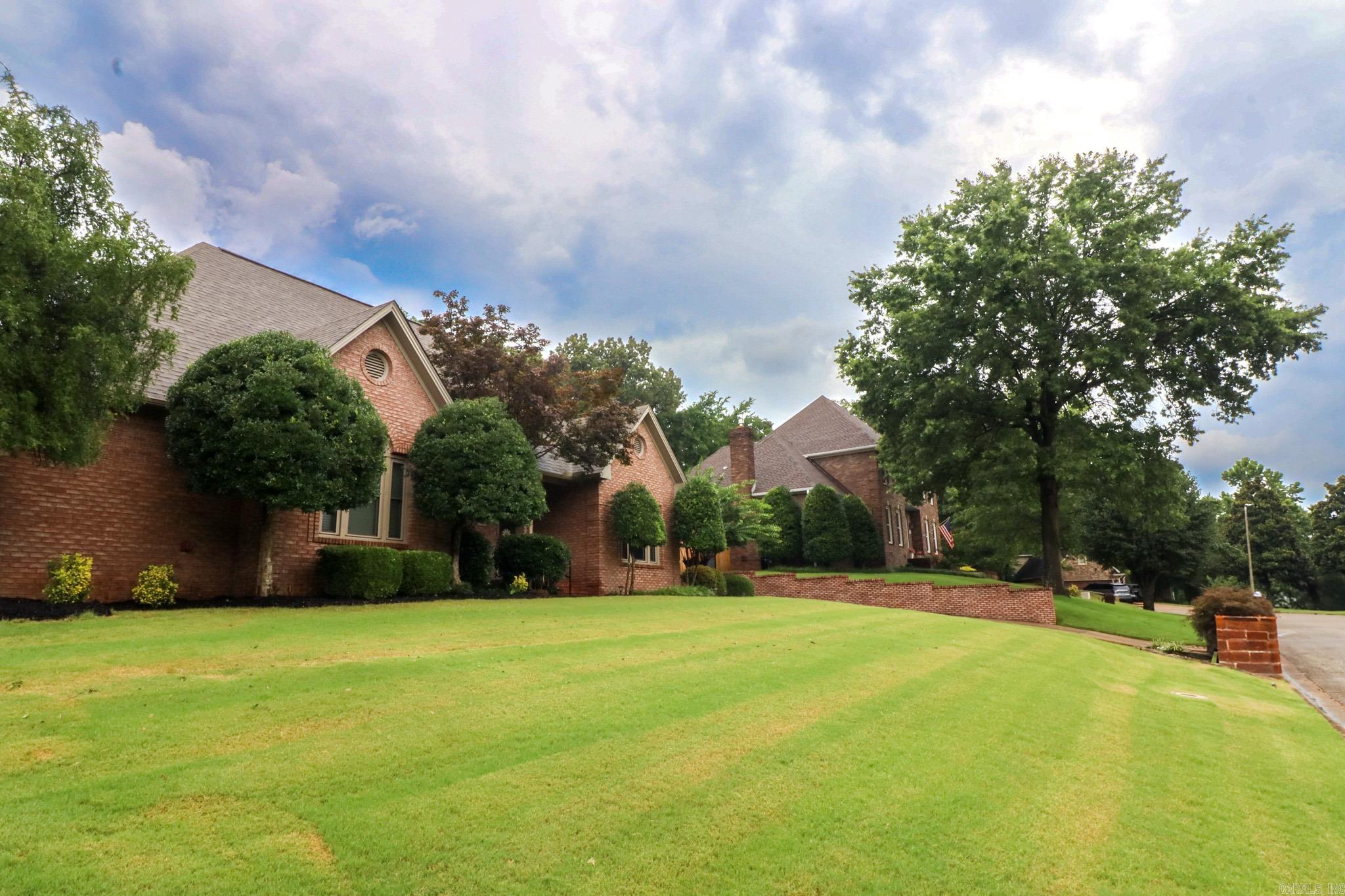 WOODSPRINGS ESTATES - Residential