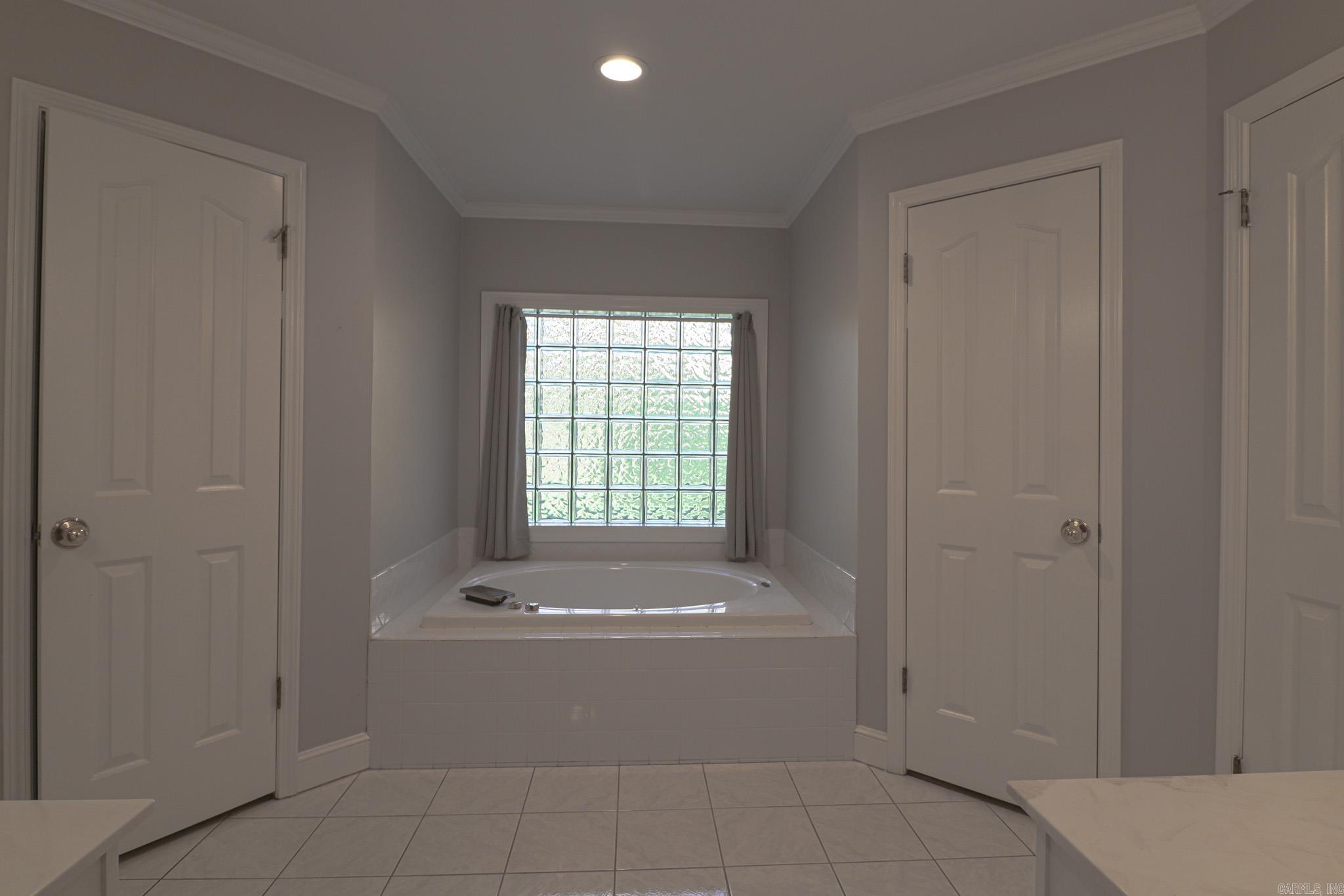 WOODSPRINGS ESTATES - Residential